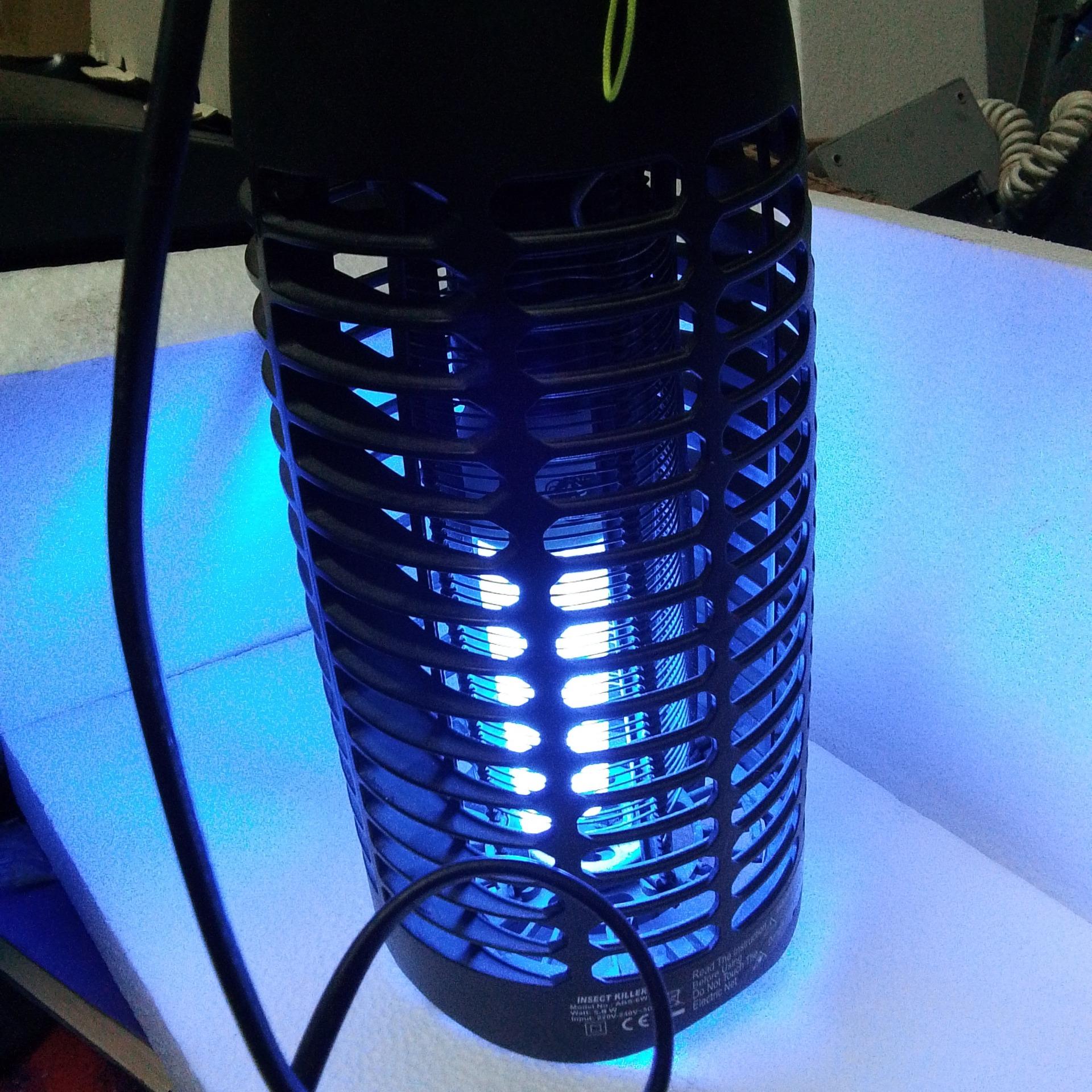 حشره کشی برقی لامپی