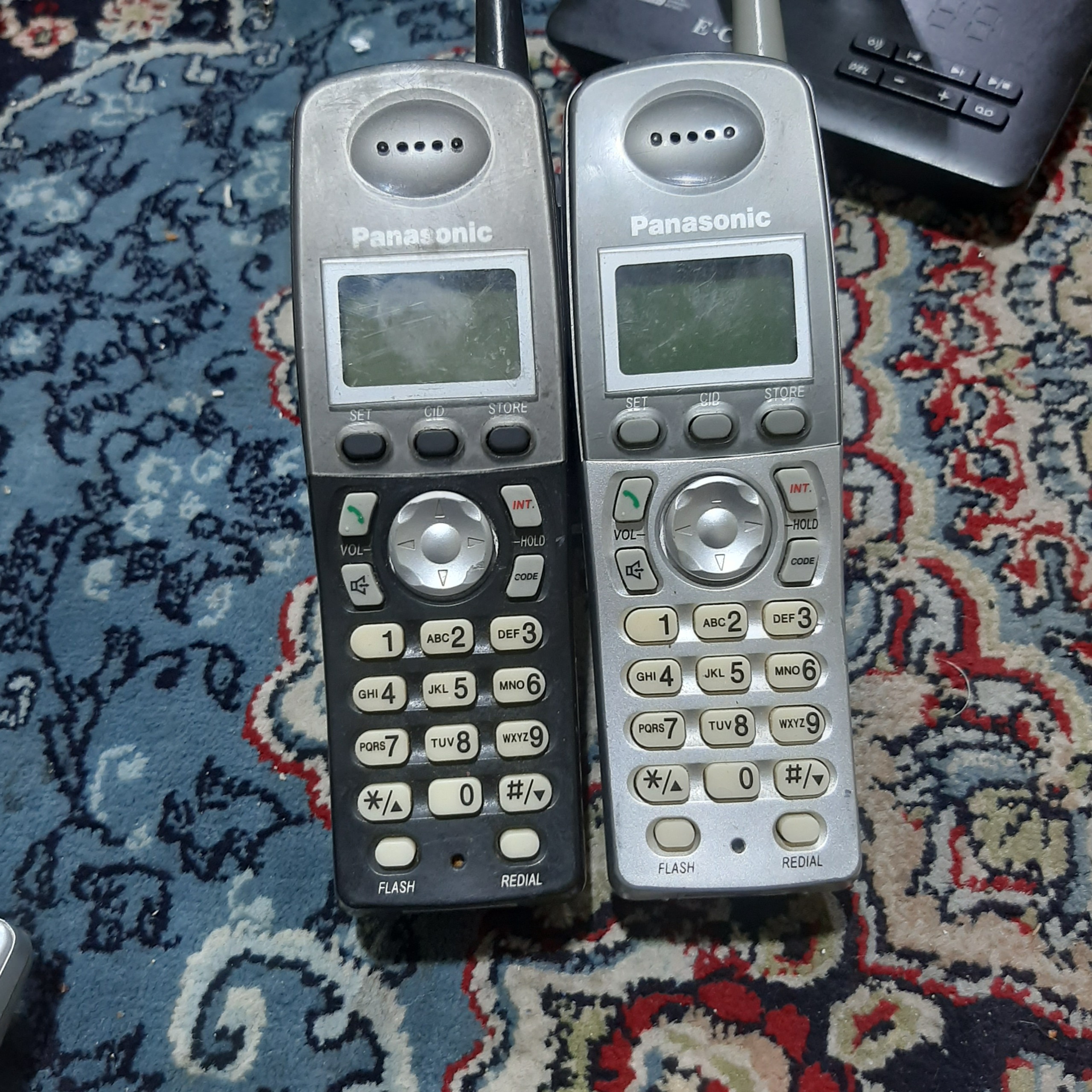 2 عدد گوشی پاناسونیک