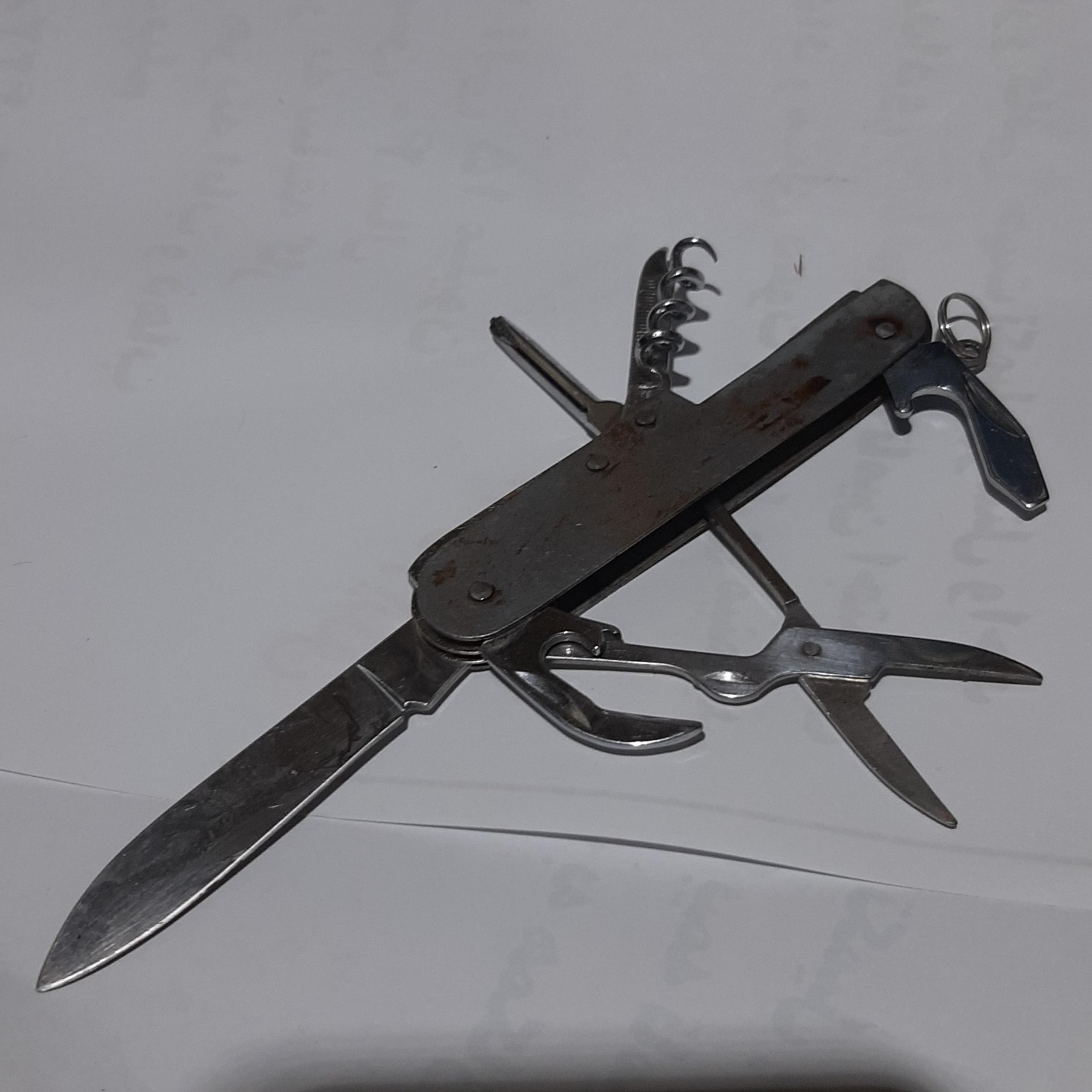 چاقو چندکاره مسافرتی