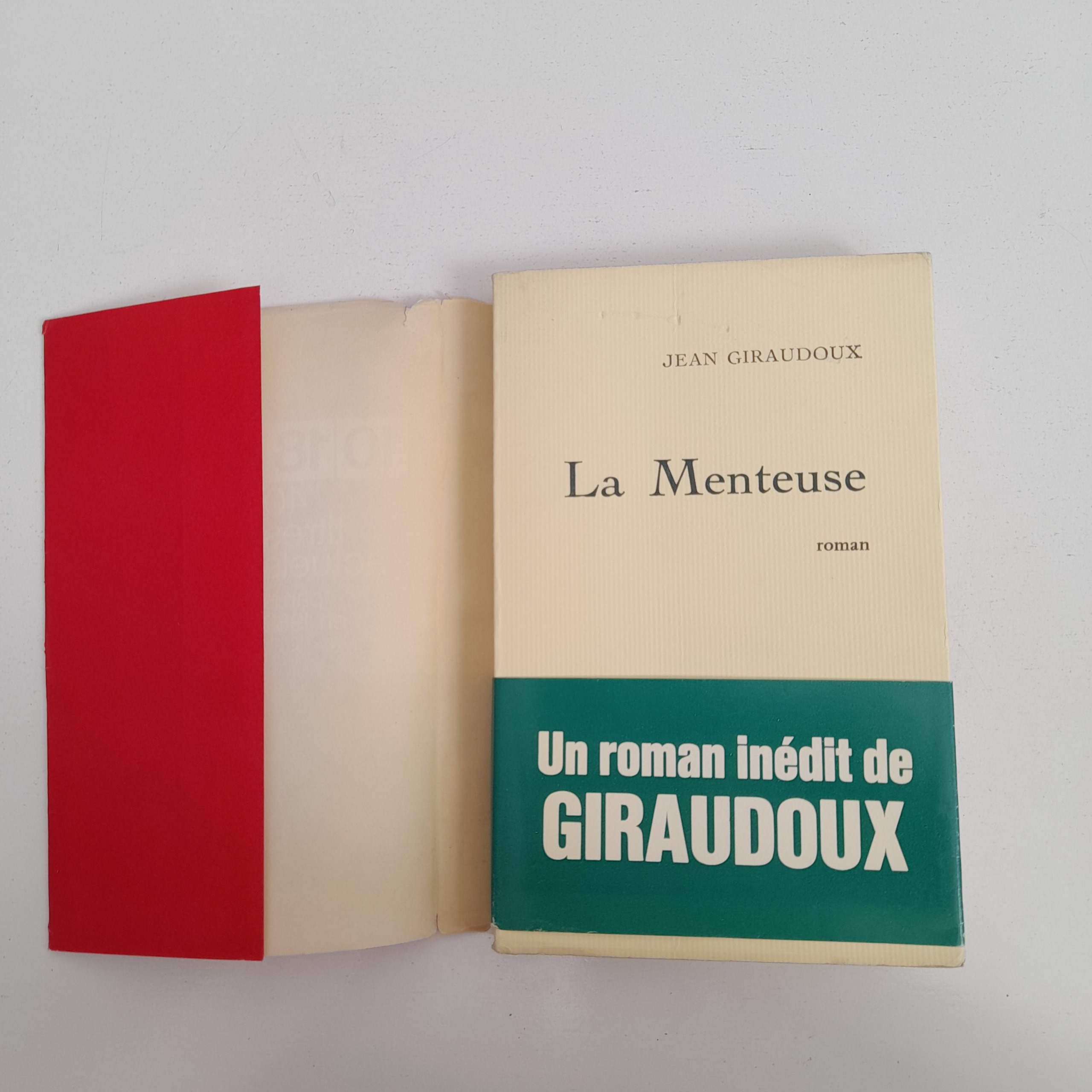 La menteuse Jean Giraudoux