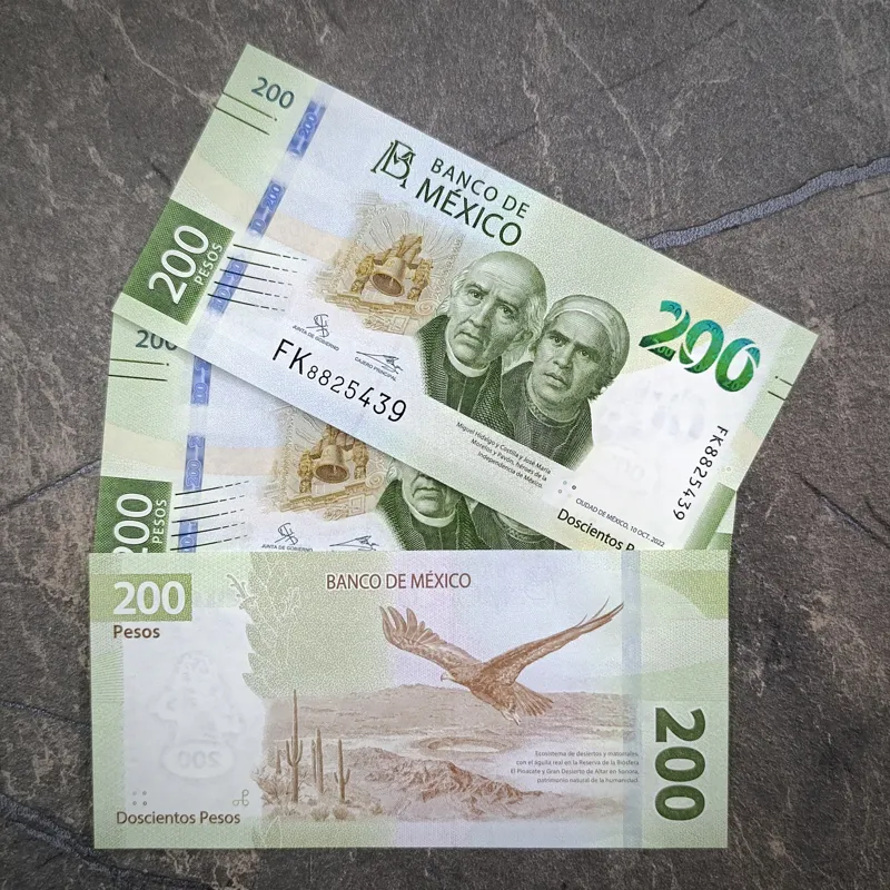 دویست پزو مکزیک
