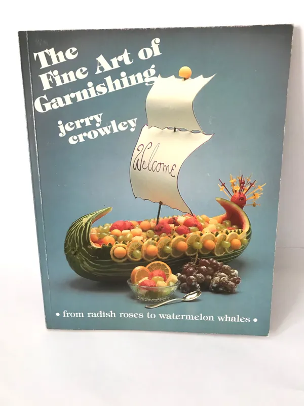 کتاب آشپزی تزیین غذا The fine art of garnishing