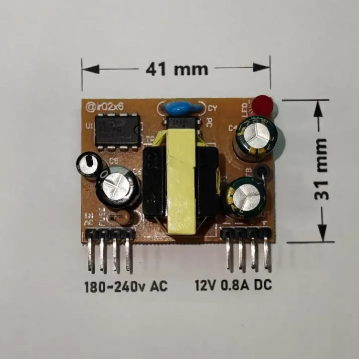 5 عدد منبع تغذیه روبردی 12 ولت 08 آمپر