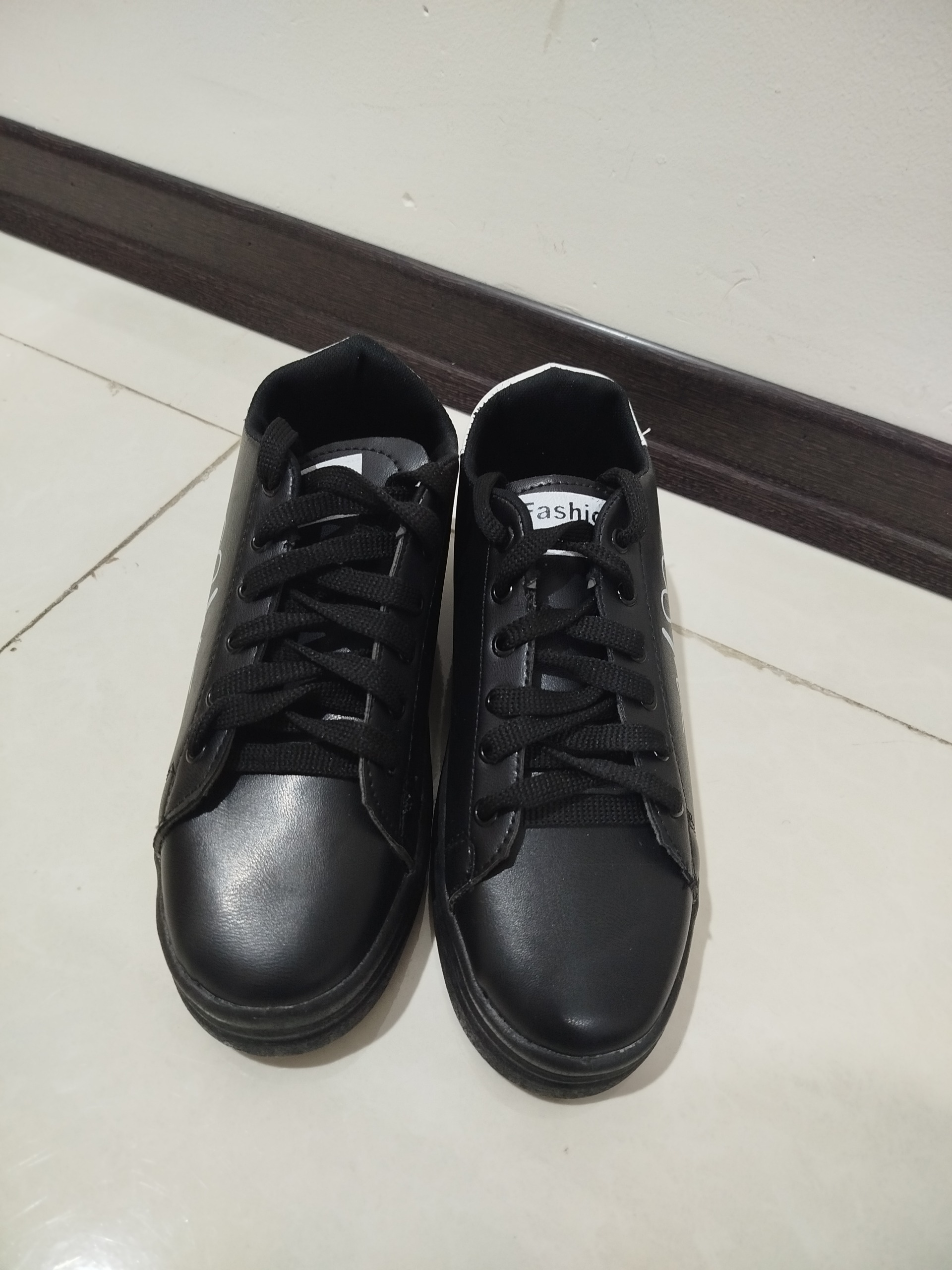 کفش کتونی زنانه نو