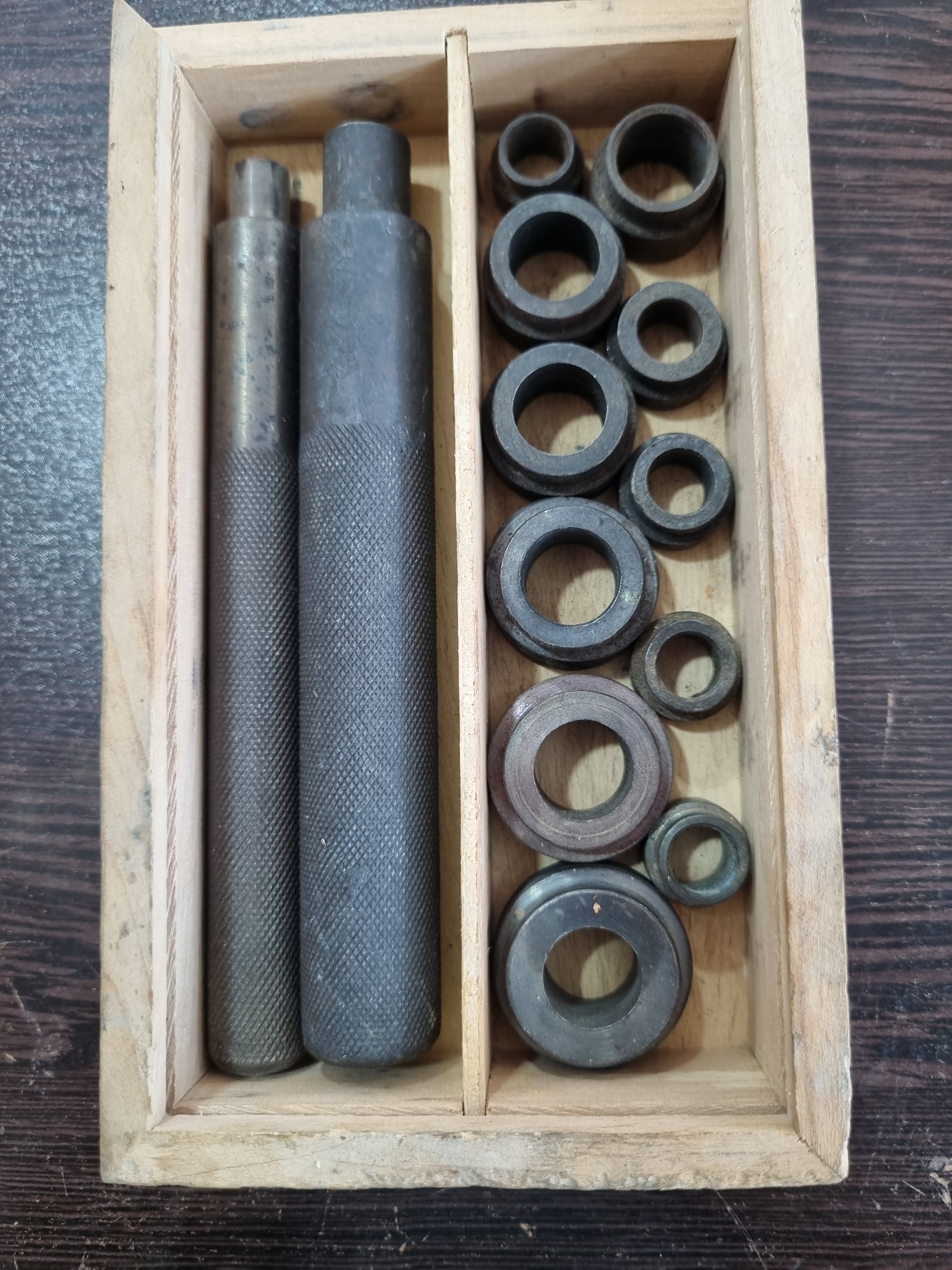 بوش کش کلکسیونی کمیاب توضیحات