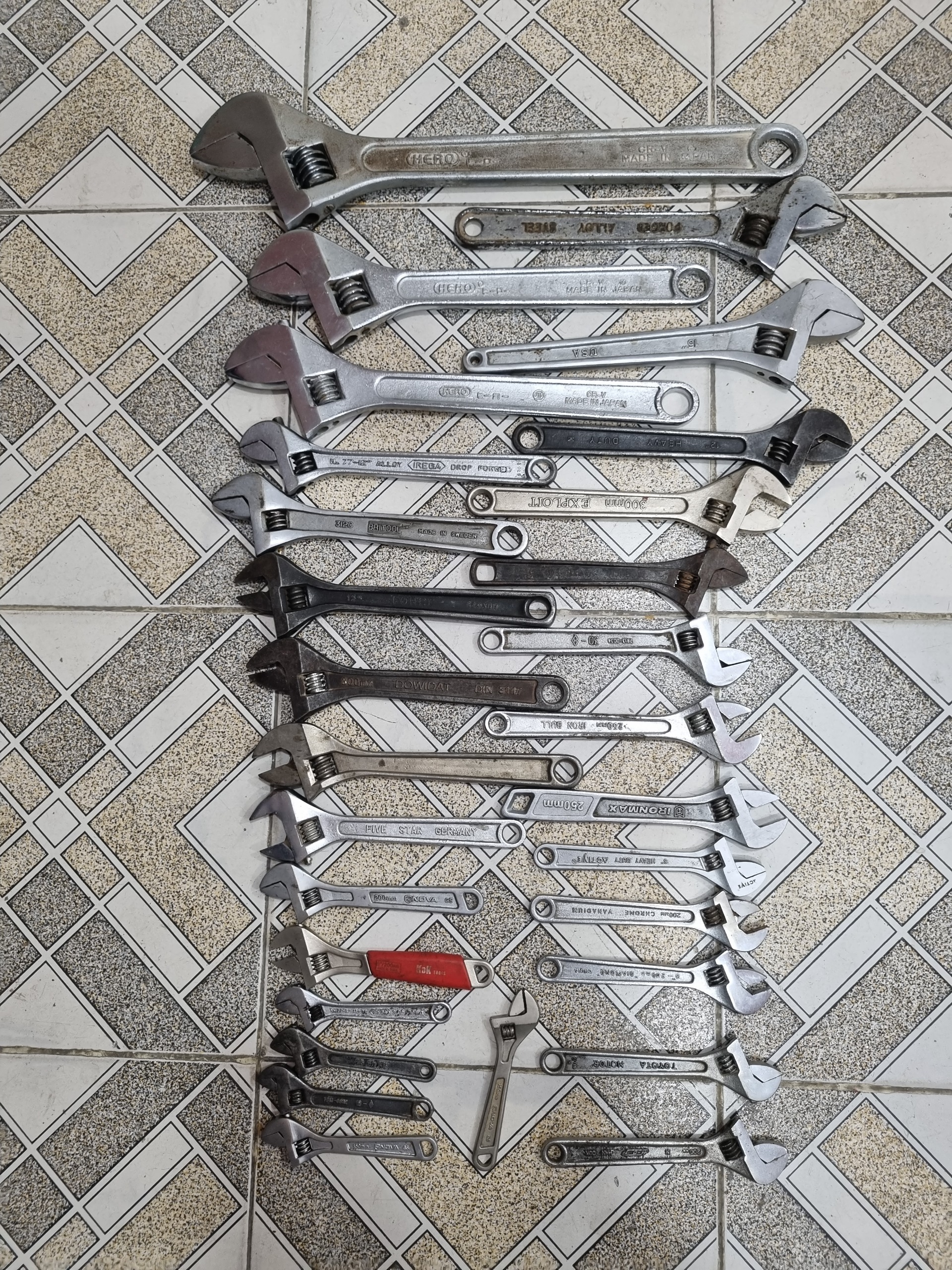 اچار فرانسه ژاپنی اسپانیایی وتایوانی توضیحات