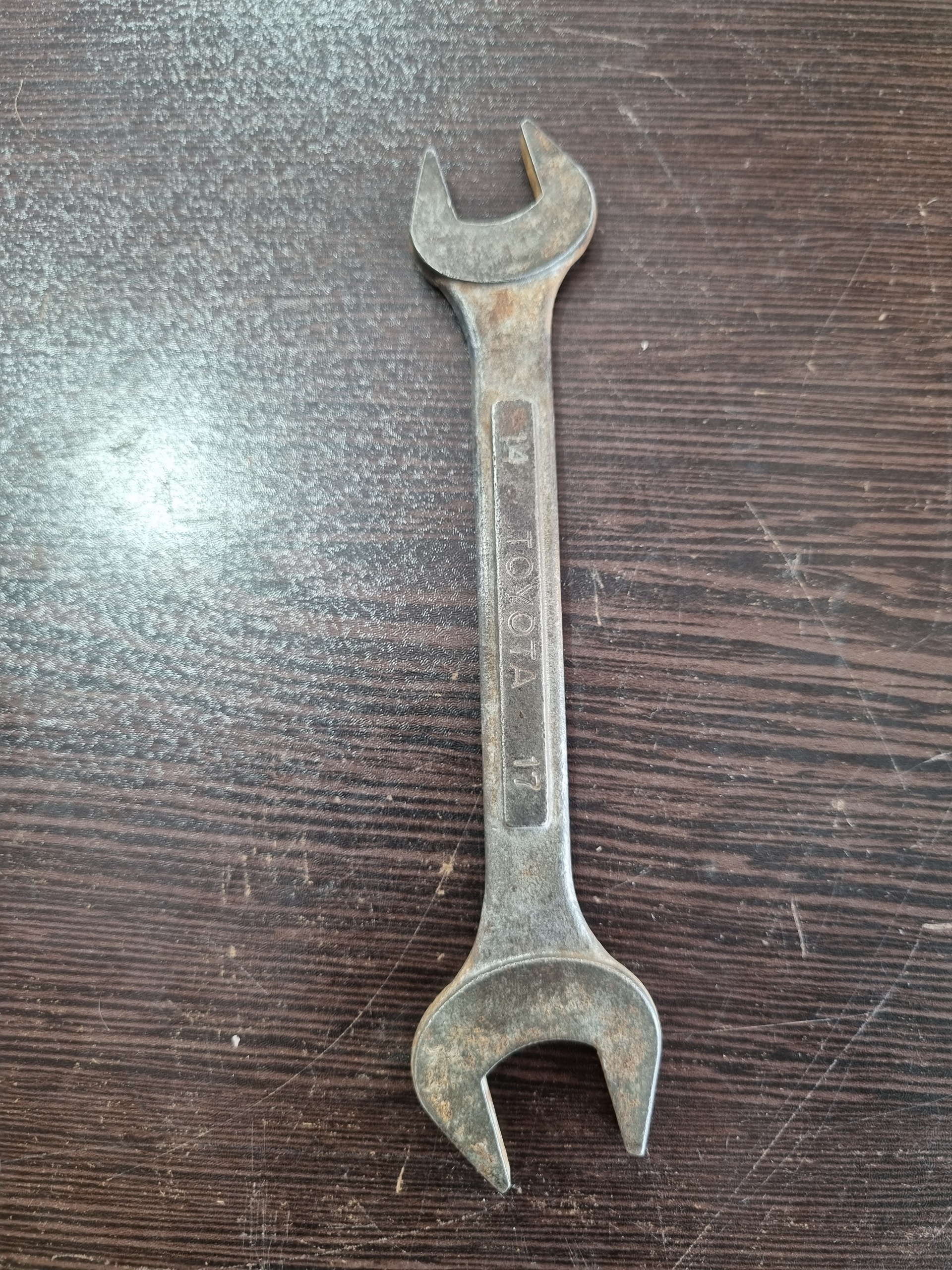 اچار تویوتا14و17 ژاپنی کمیاب کلکسیونی