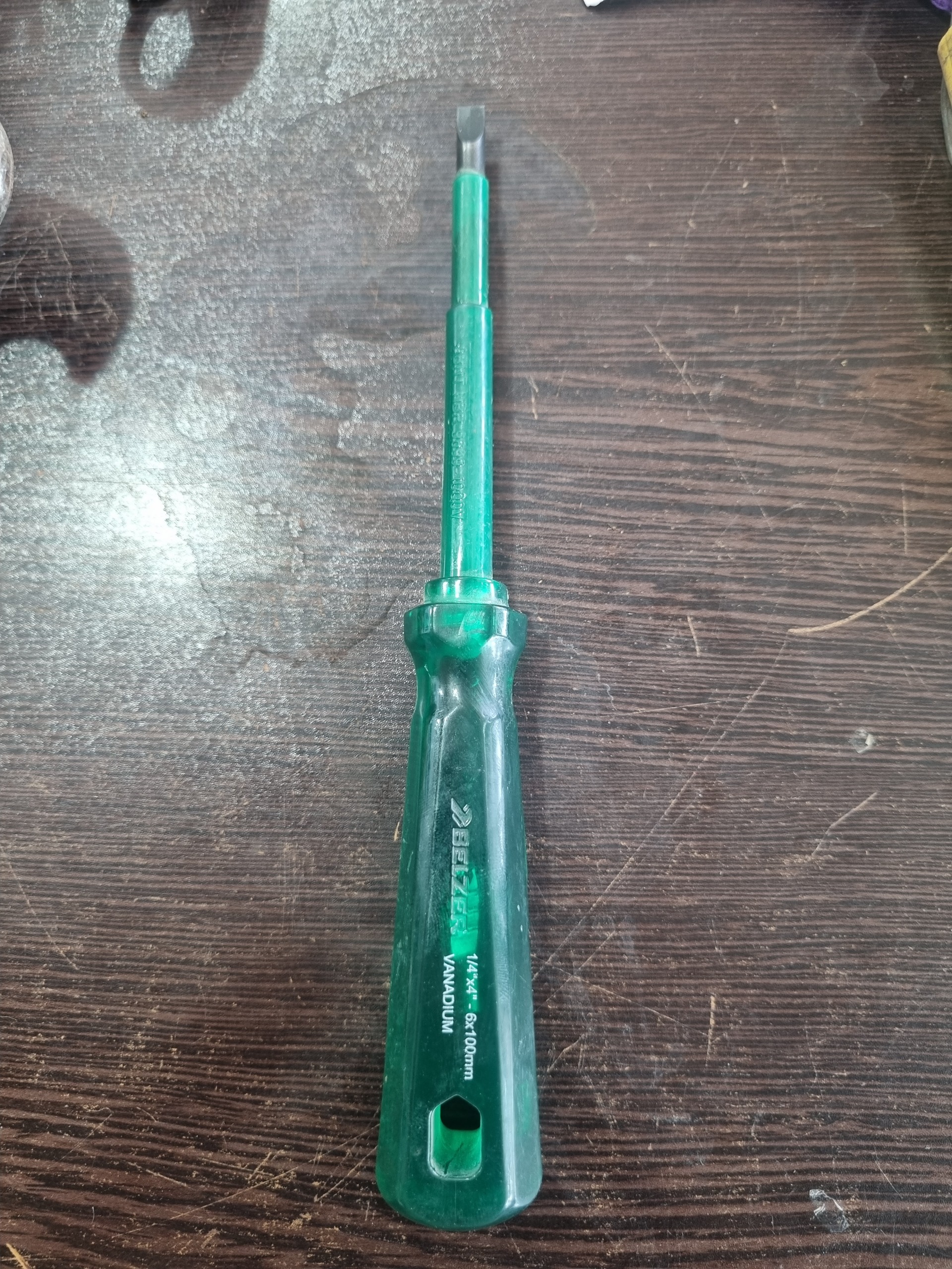 پیچ گوشتی بلزر المانی روکش 1000ولت توضیحات