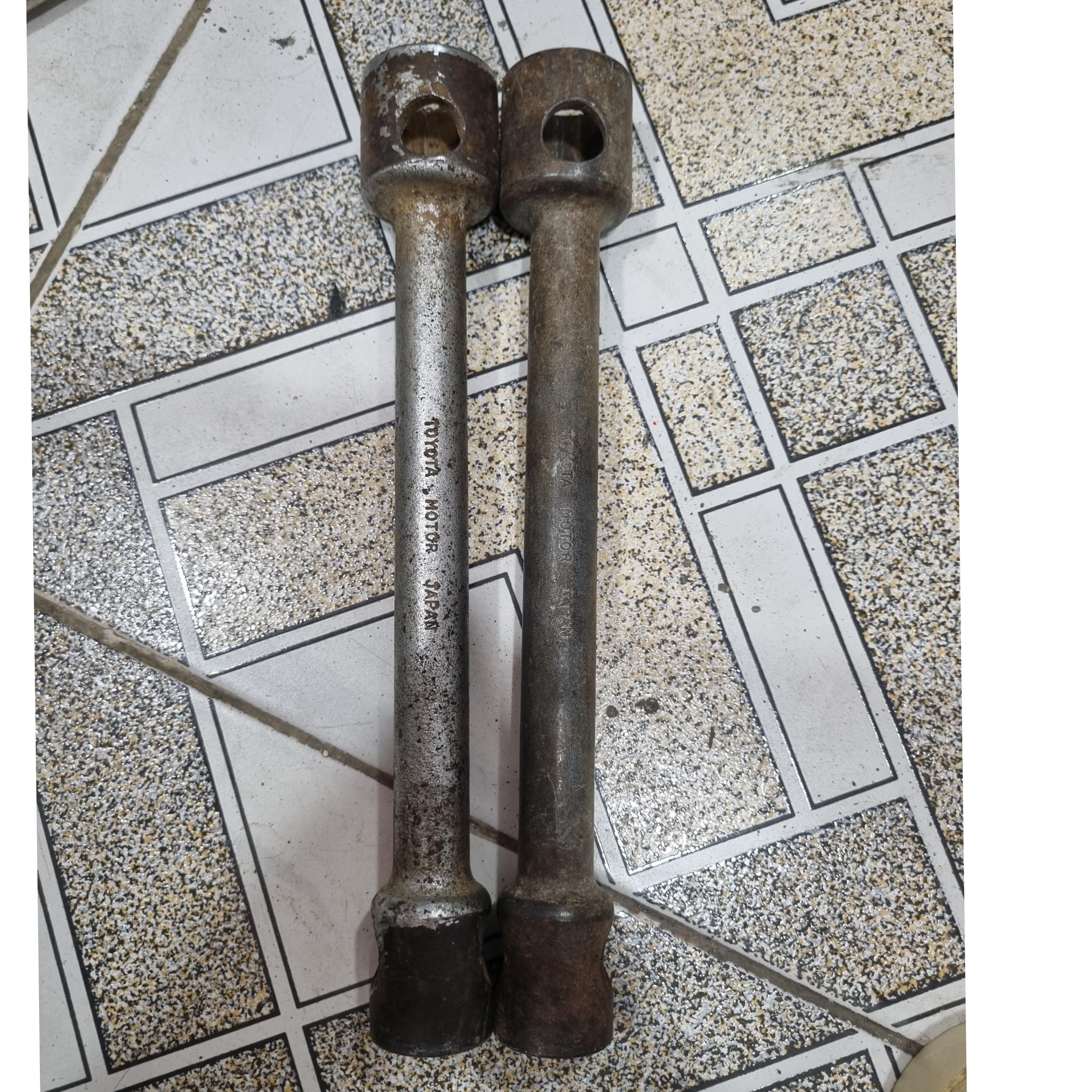 اچار چرخ تویوتا ژاپنی شماره 32توضیحات