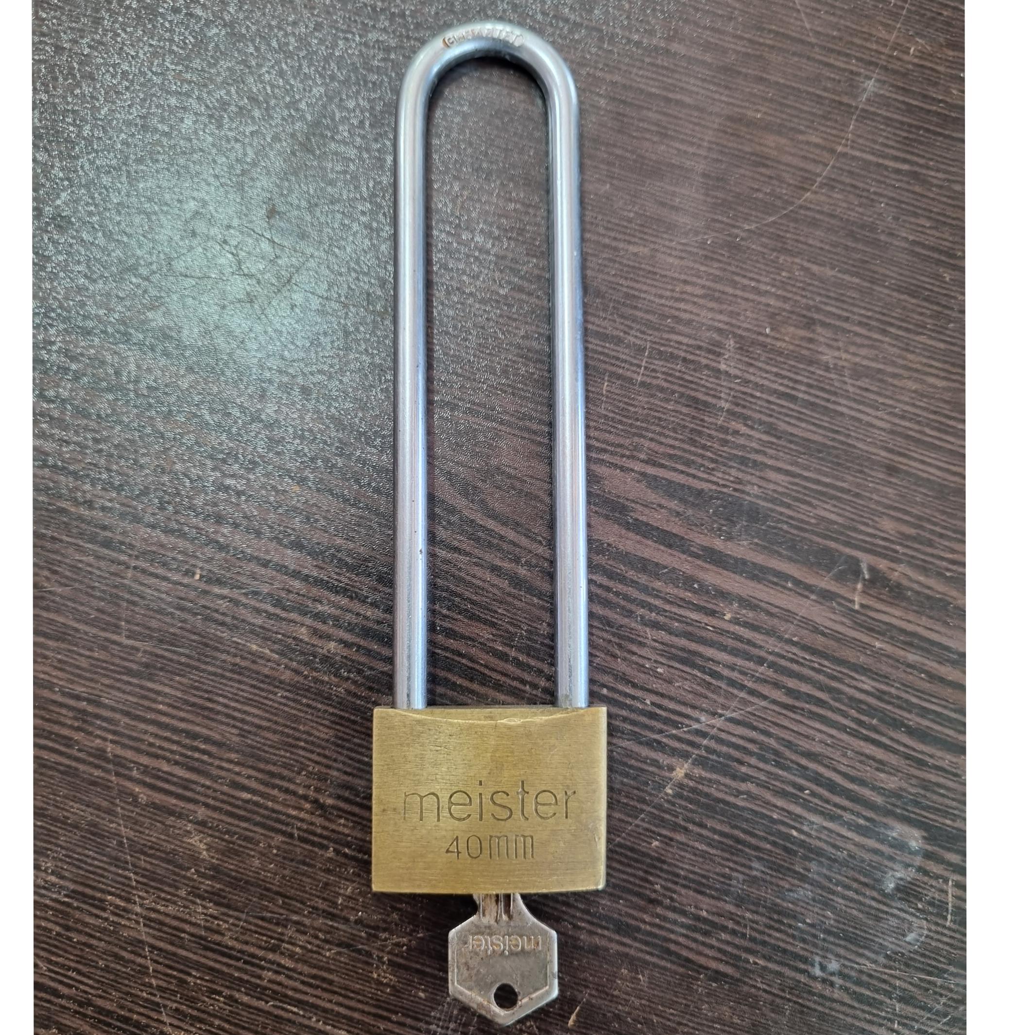 قفل برنجی کلکسیونی کمیاب توضیحات