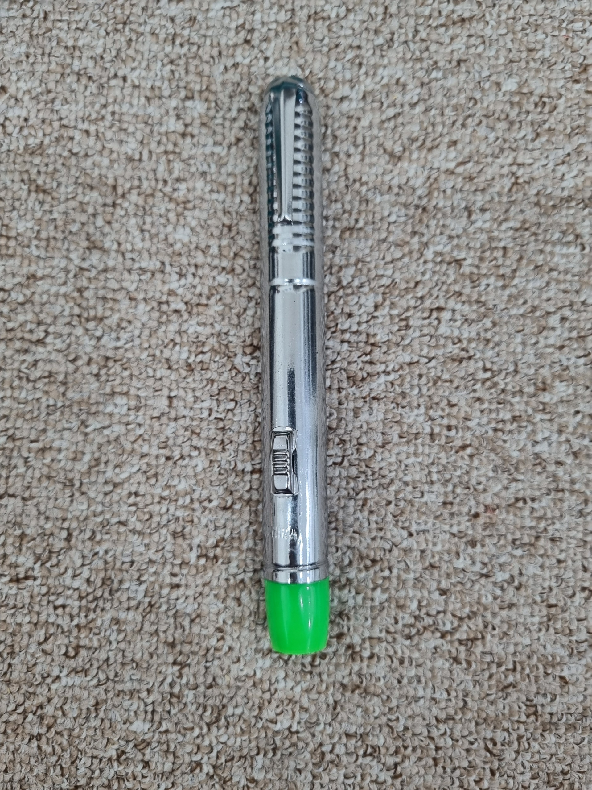 چراغ قوه قدیمی کلکسیونی نوستالژی توضیحات