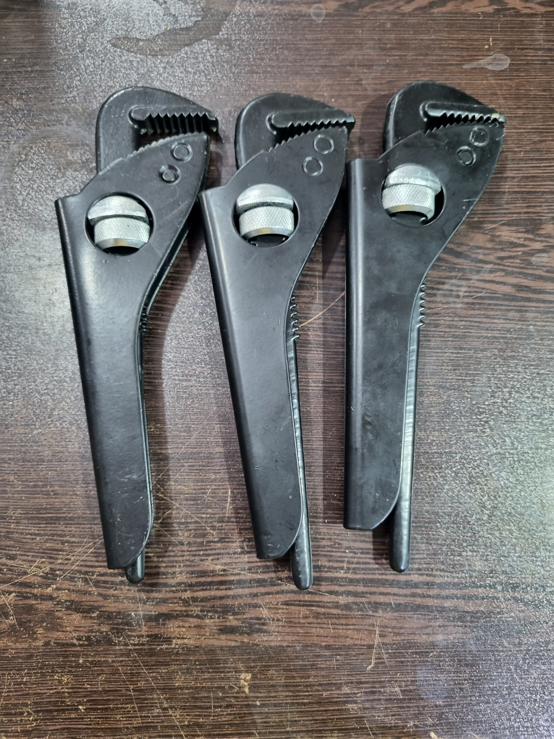 اچار شلاقی لوله گیر کلکسیونی توضیحات