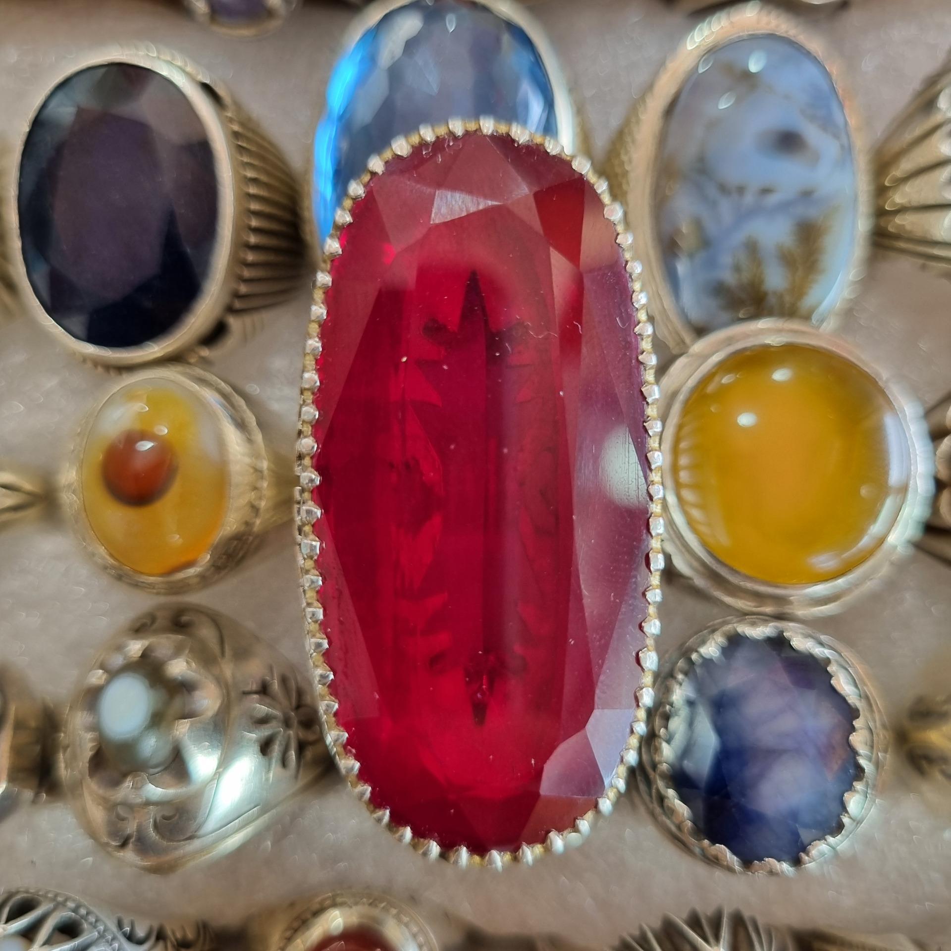 انگشتر دوقاب یاقوت شمش المان توضیحات