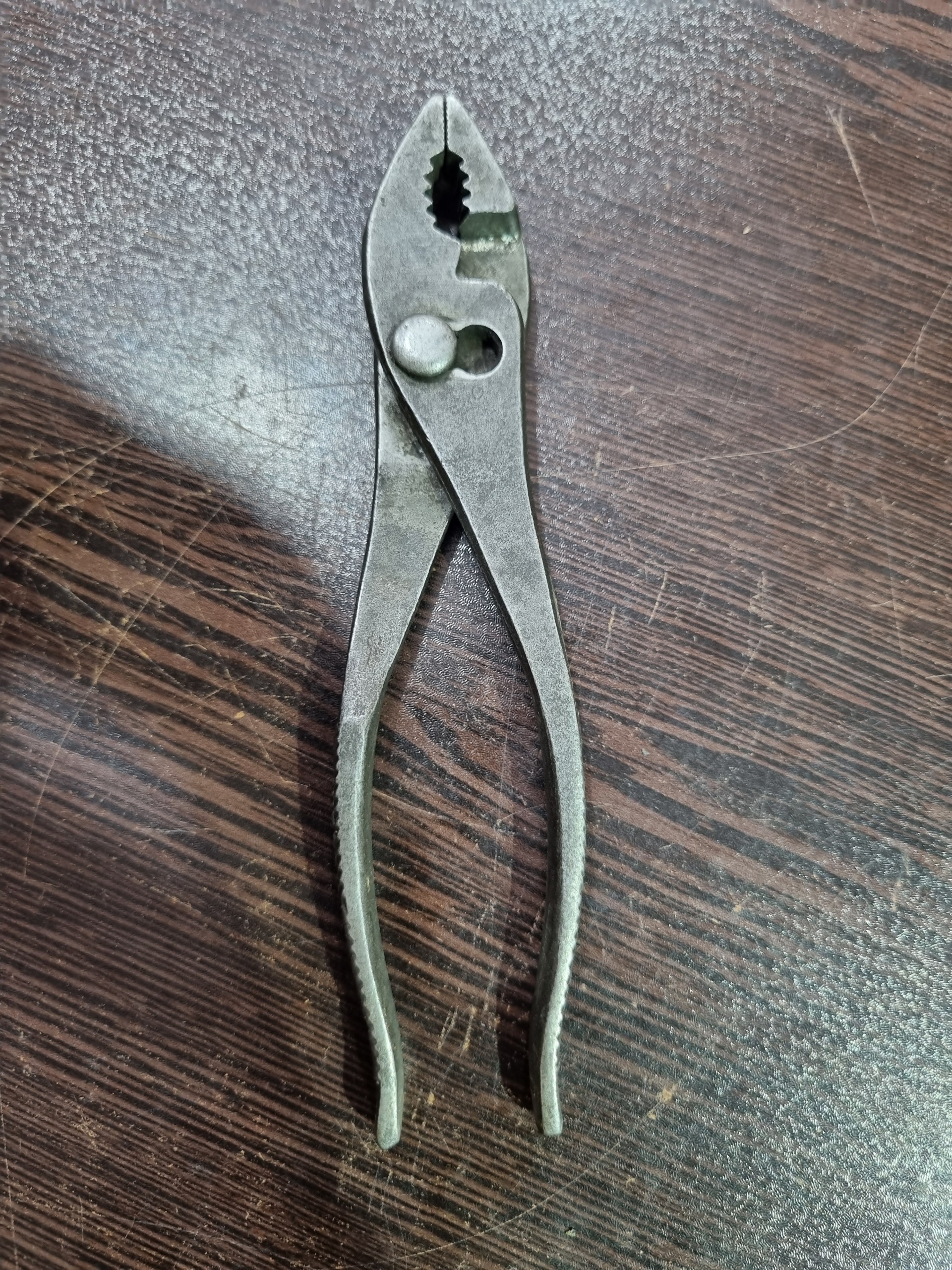 انبر دست فوردی نیسان موتور کمیاب کلکسیونی