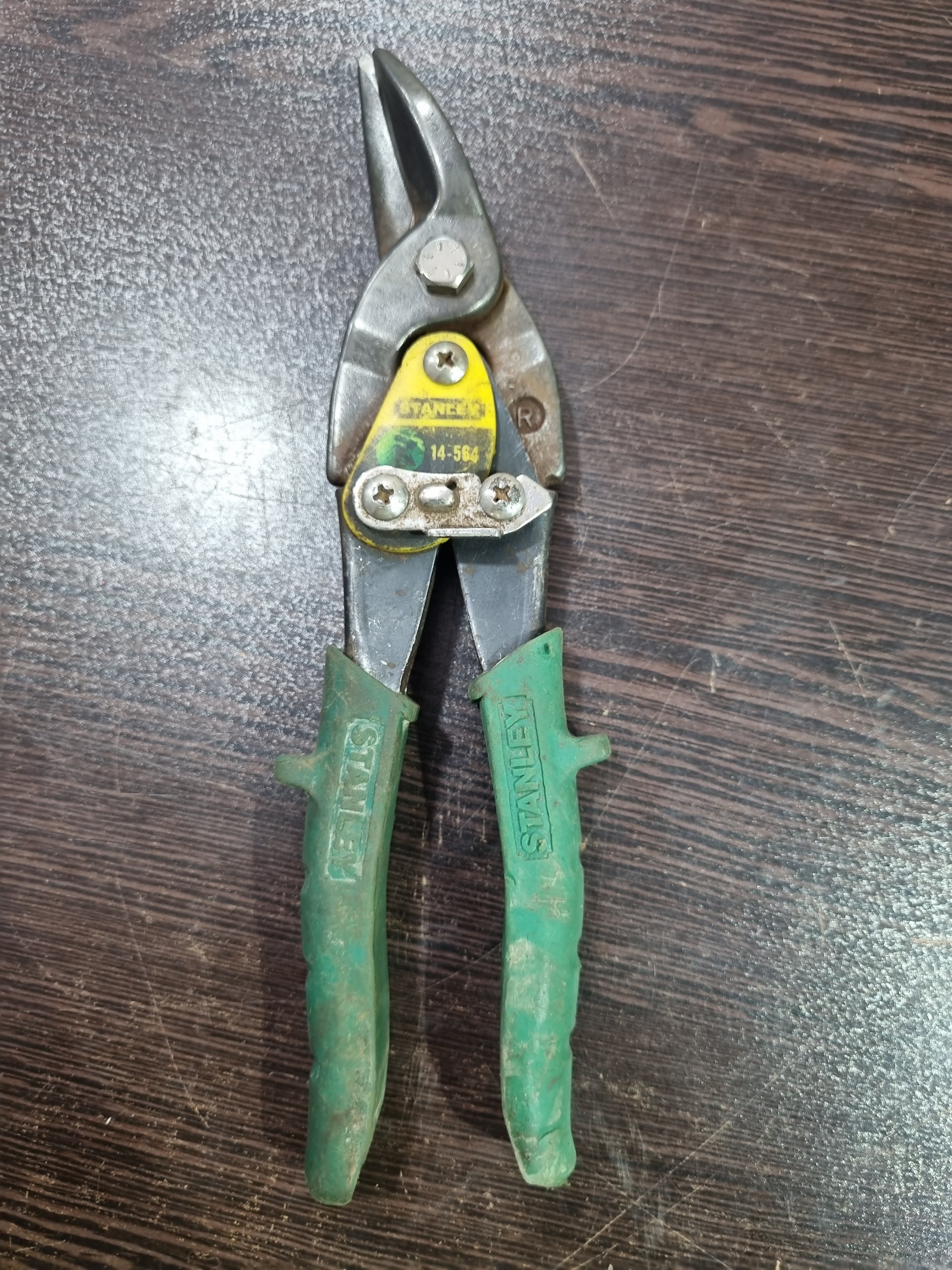 قیچی ورق بر استنلی طبق تصویر