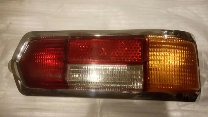 چراغ خطر بنز