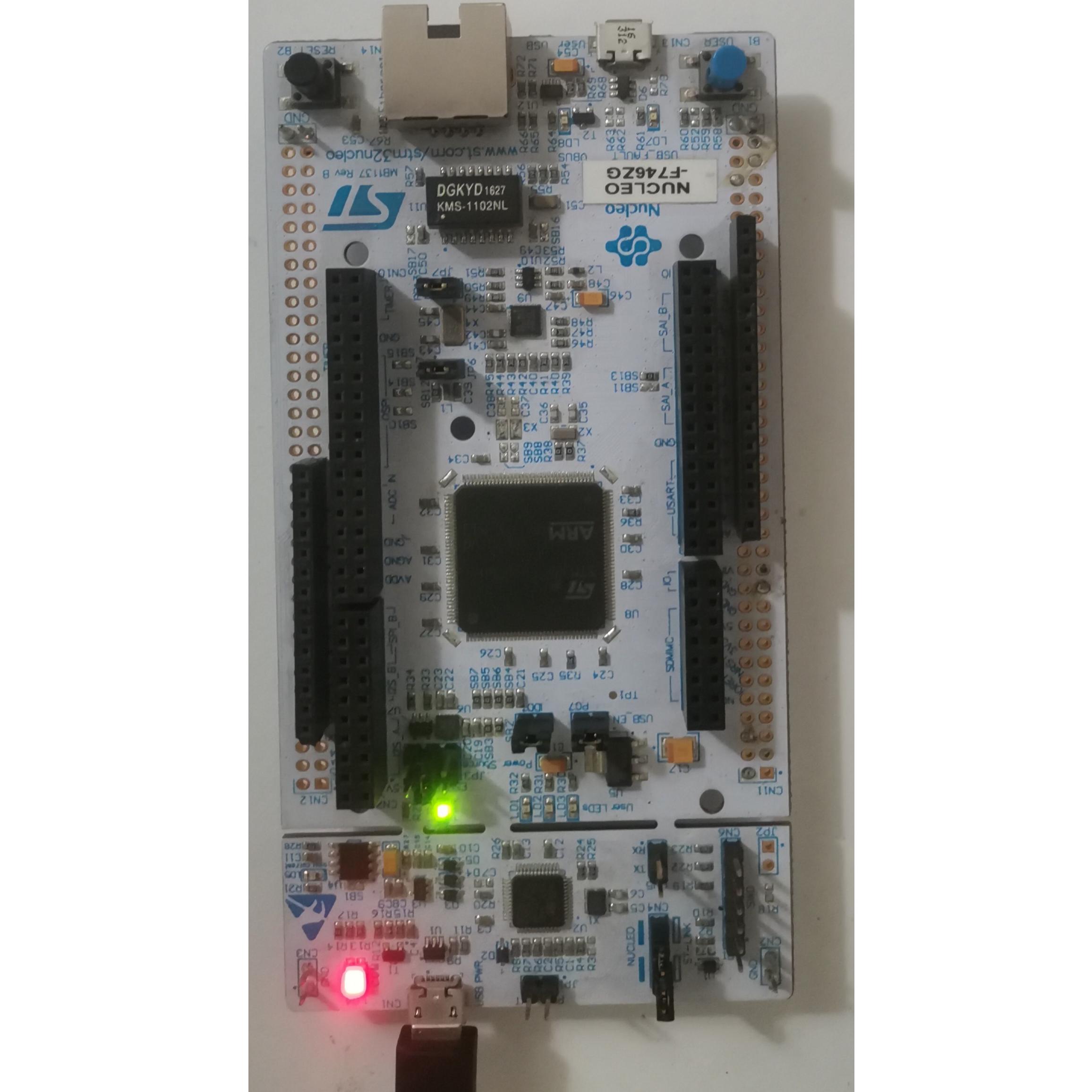 فروش یک عدد برد برنامه نویسی nucleo STM 32