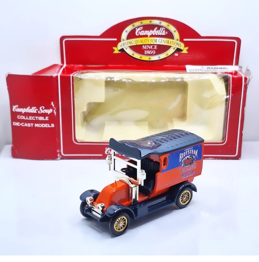 رنو انگلیسی قدیمی با جعبه