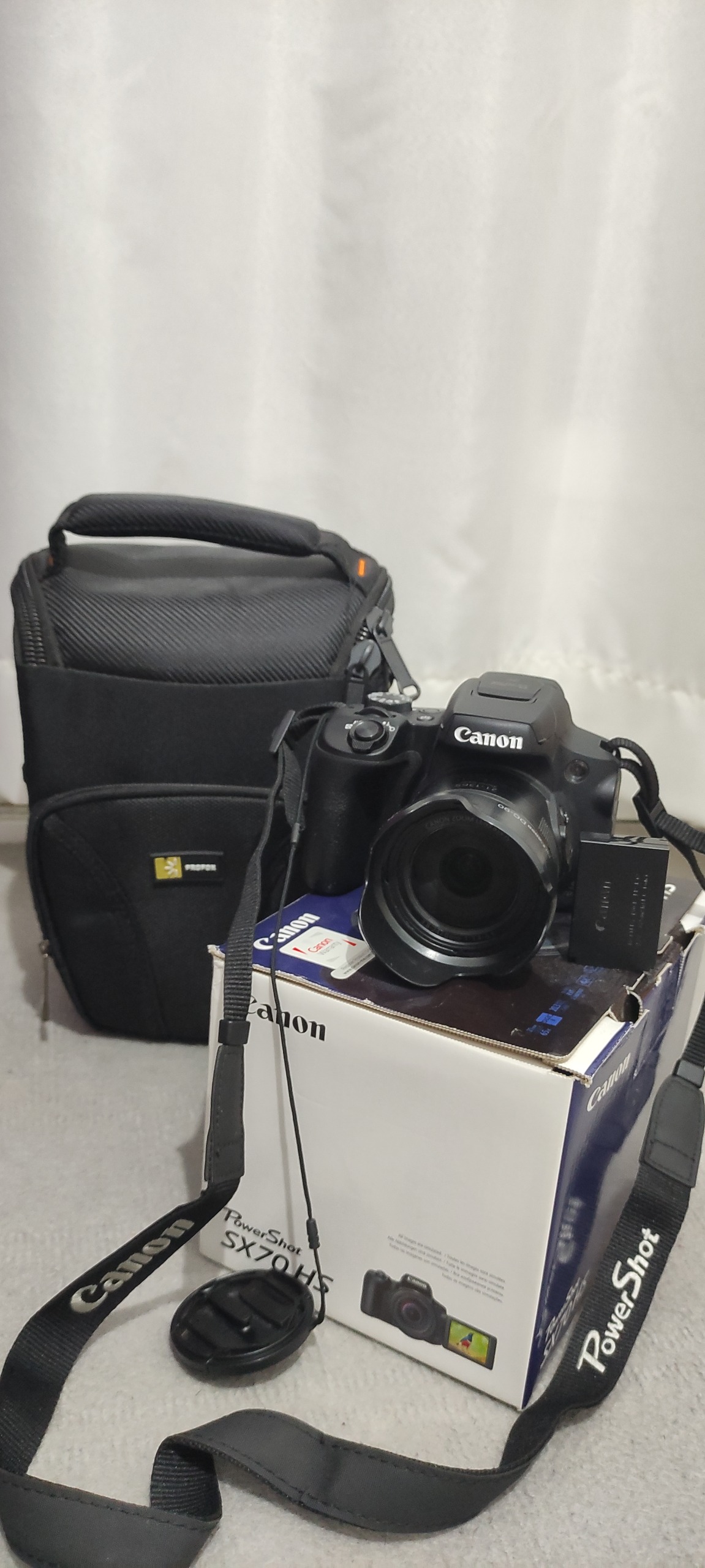 دوربین sx70 کنون