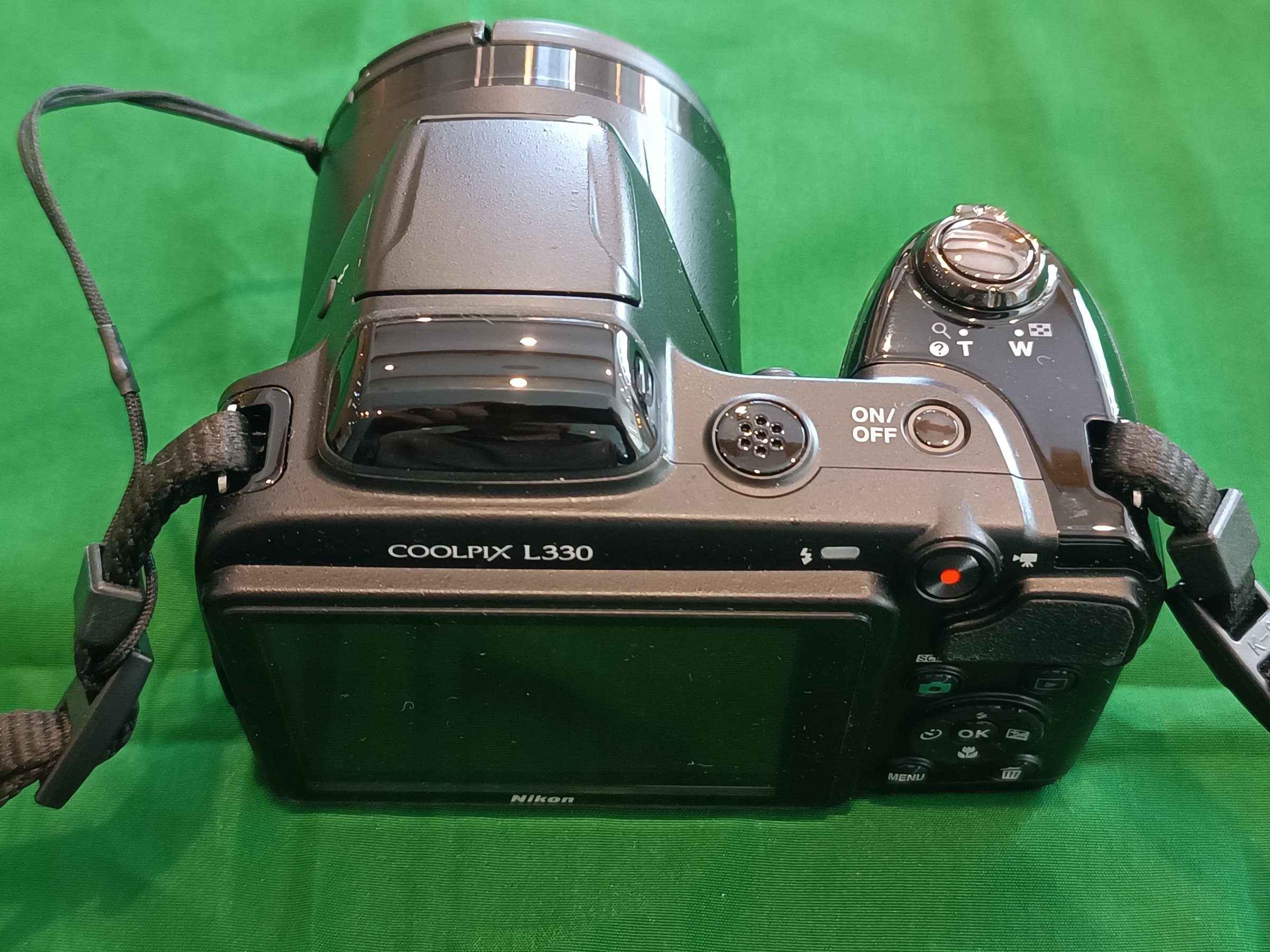 دوربین نیکون l330