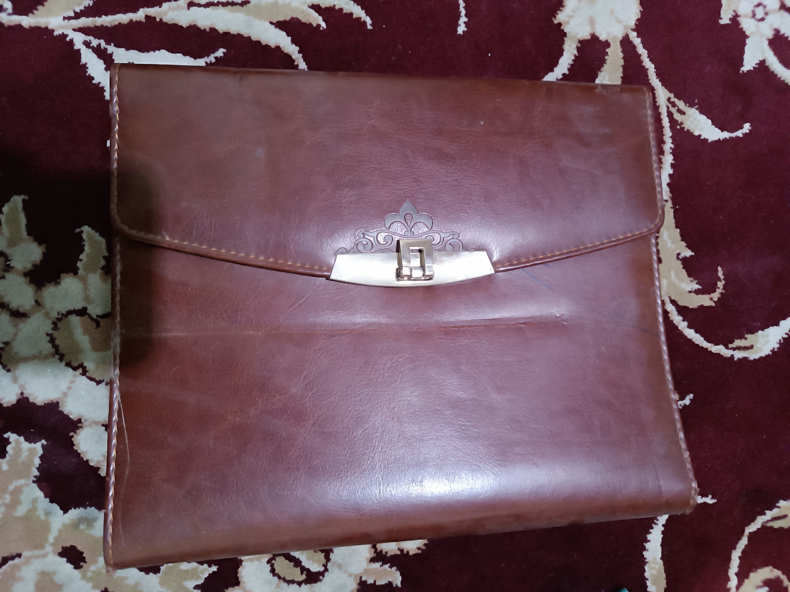 کلاسور چرمی همراه جا کارتی