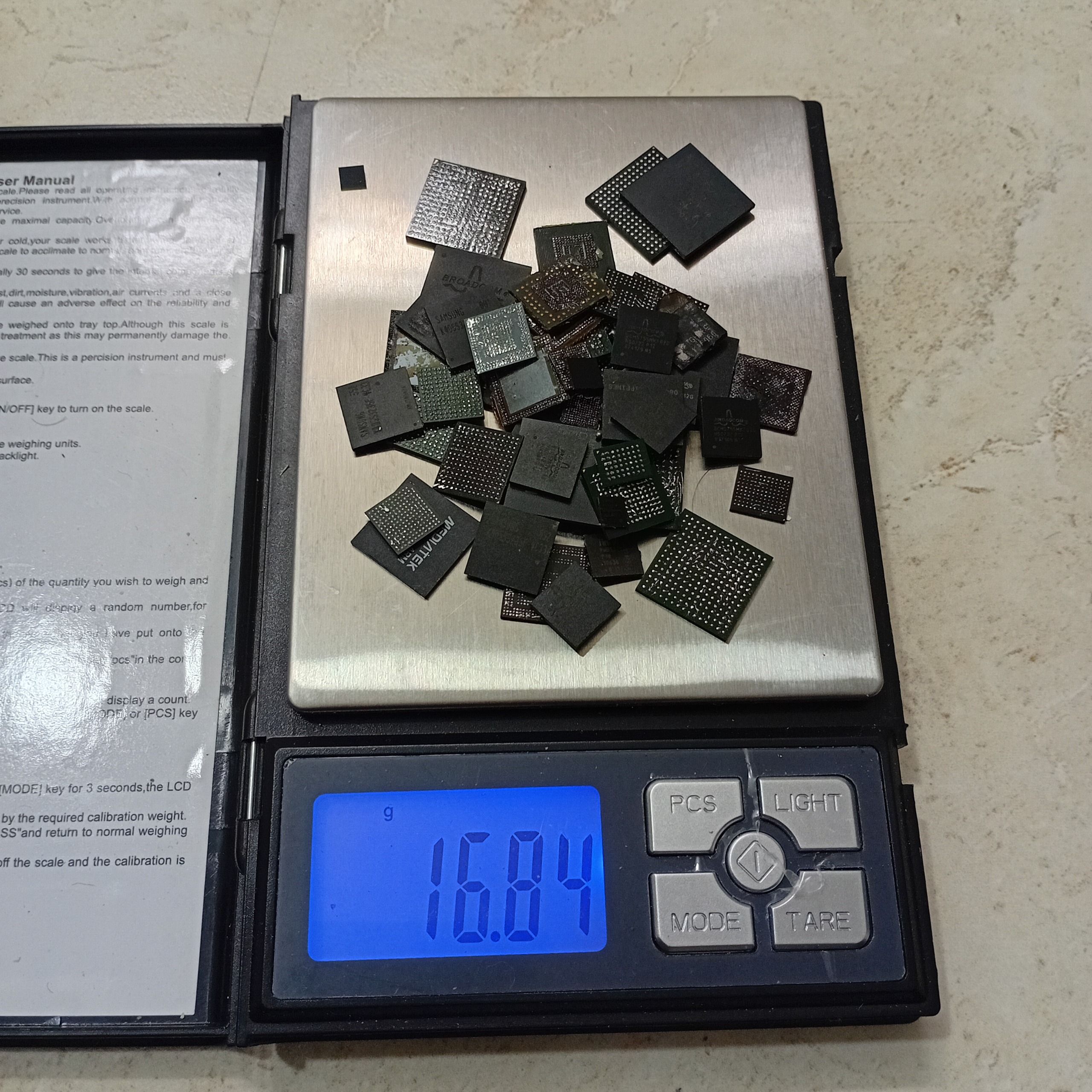 16 گرم چیپ کف پایه