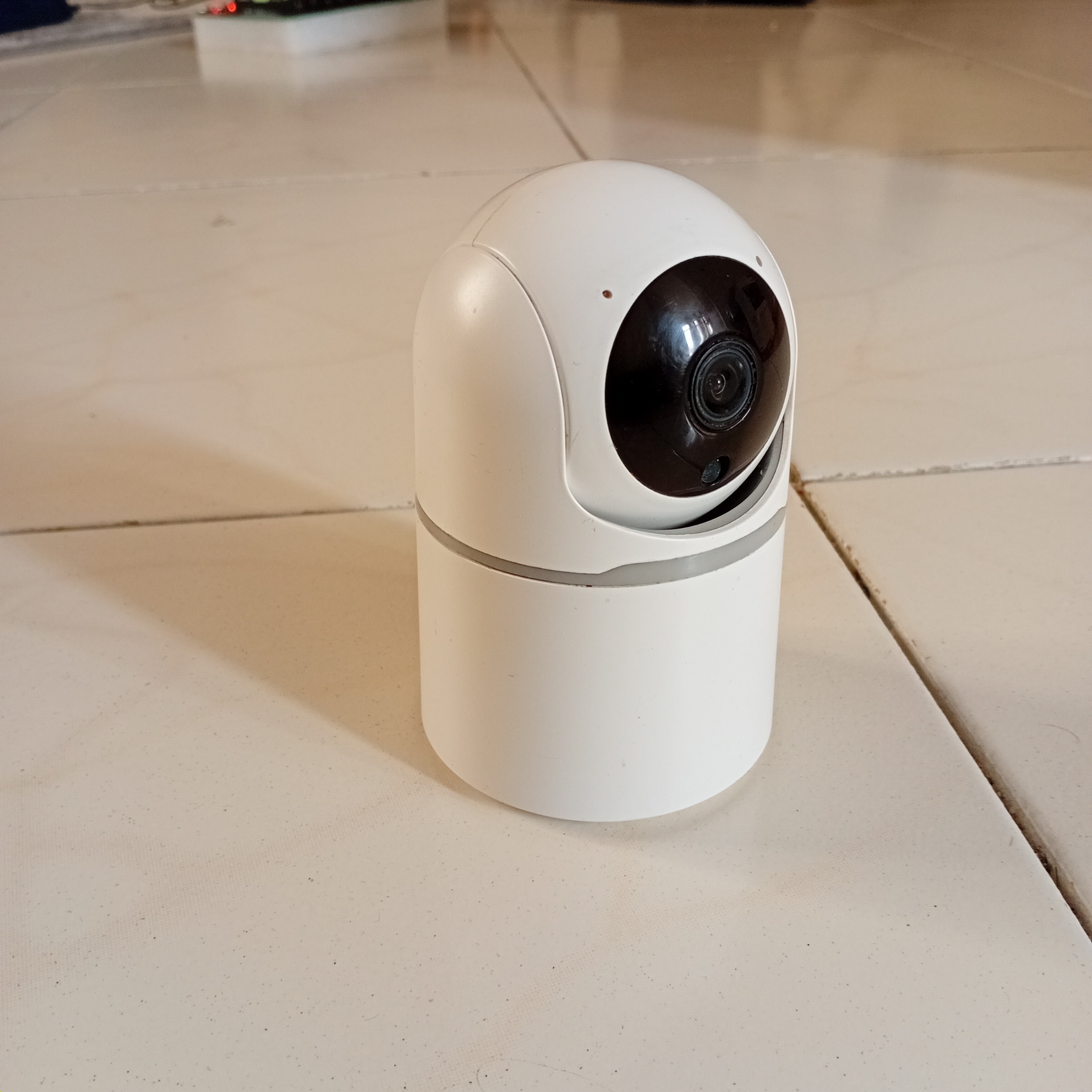 دوربین هوشمند TUYA مدل S8