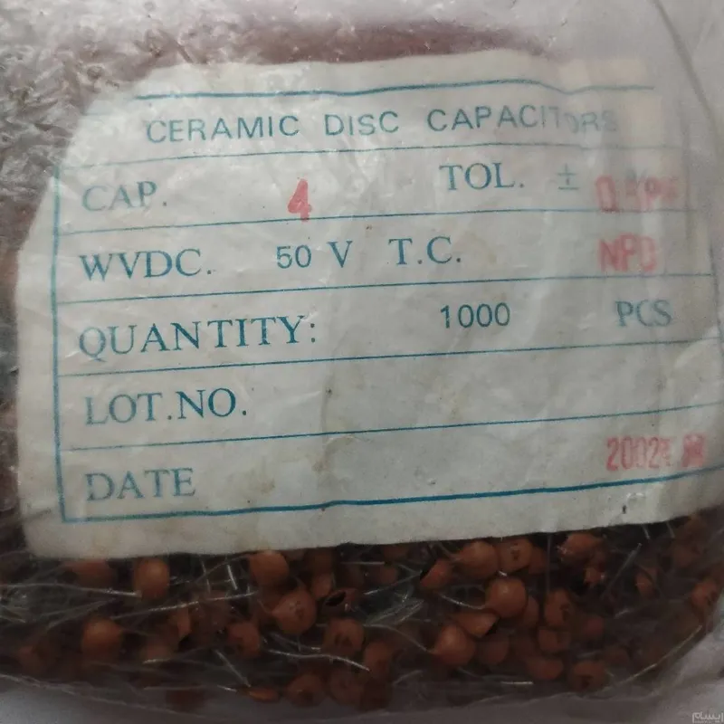 خازن 4 پیکوفاراد 50 ولت هر 15 عدد