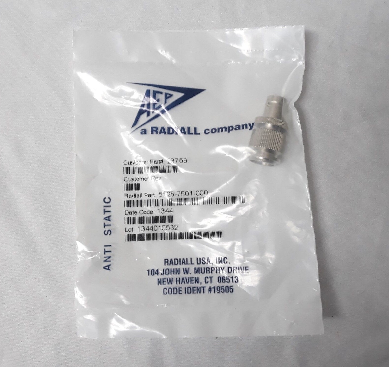 مبدل TNC نری به BNC مادگی ساخت آمریکا