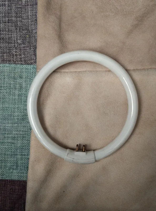 لامپ مهتابی سقفی ماشین