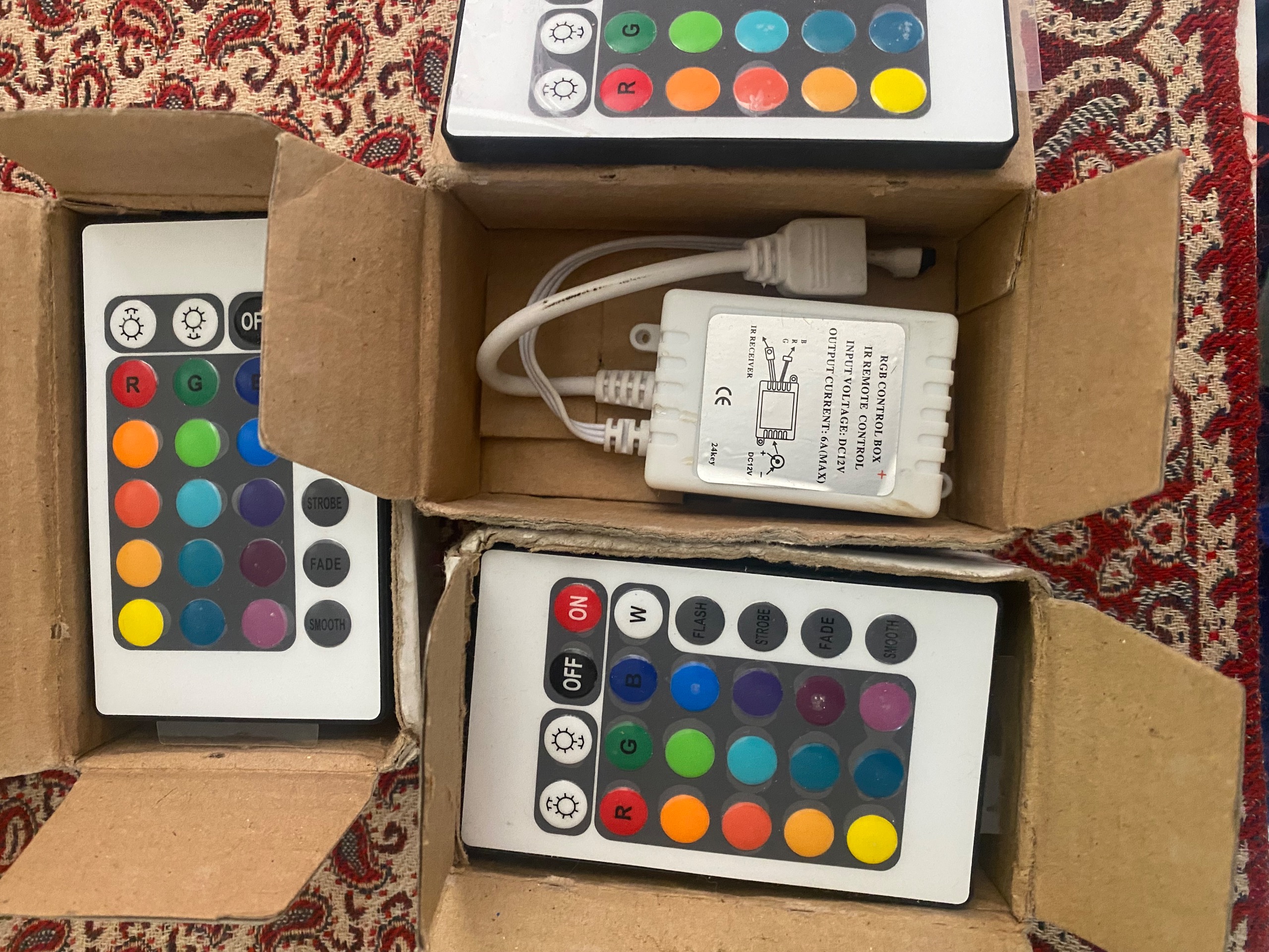 ریموت کنترلر ، کنترل باکس روشنایی RGB