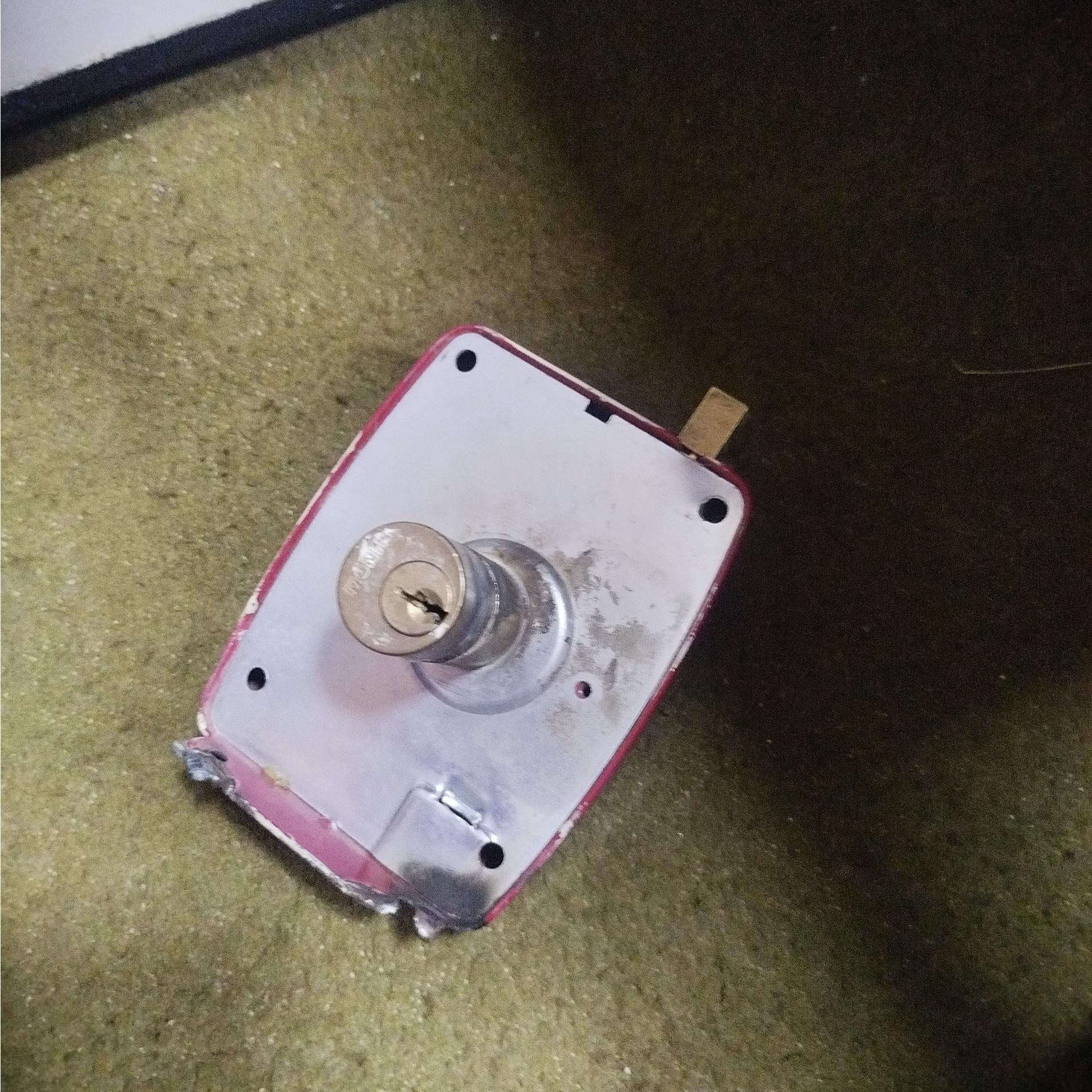 قفل و کلید محکم