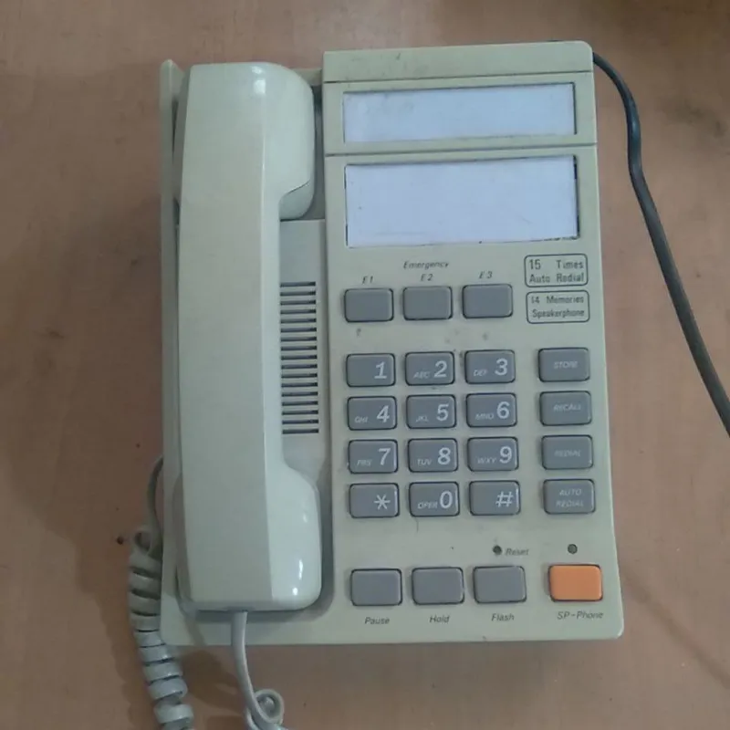 دستگاه تلفن خط ثابت