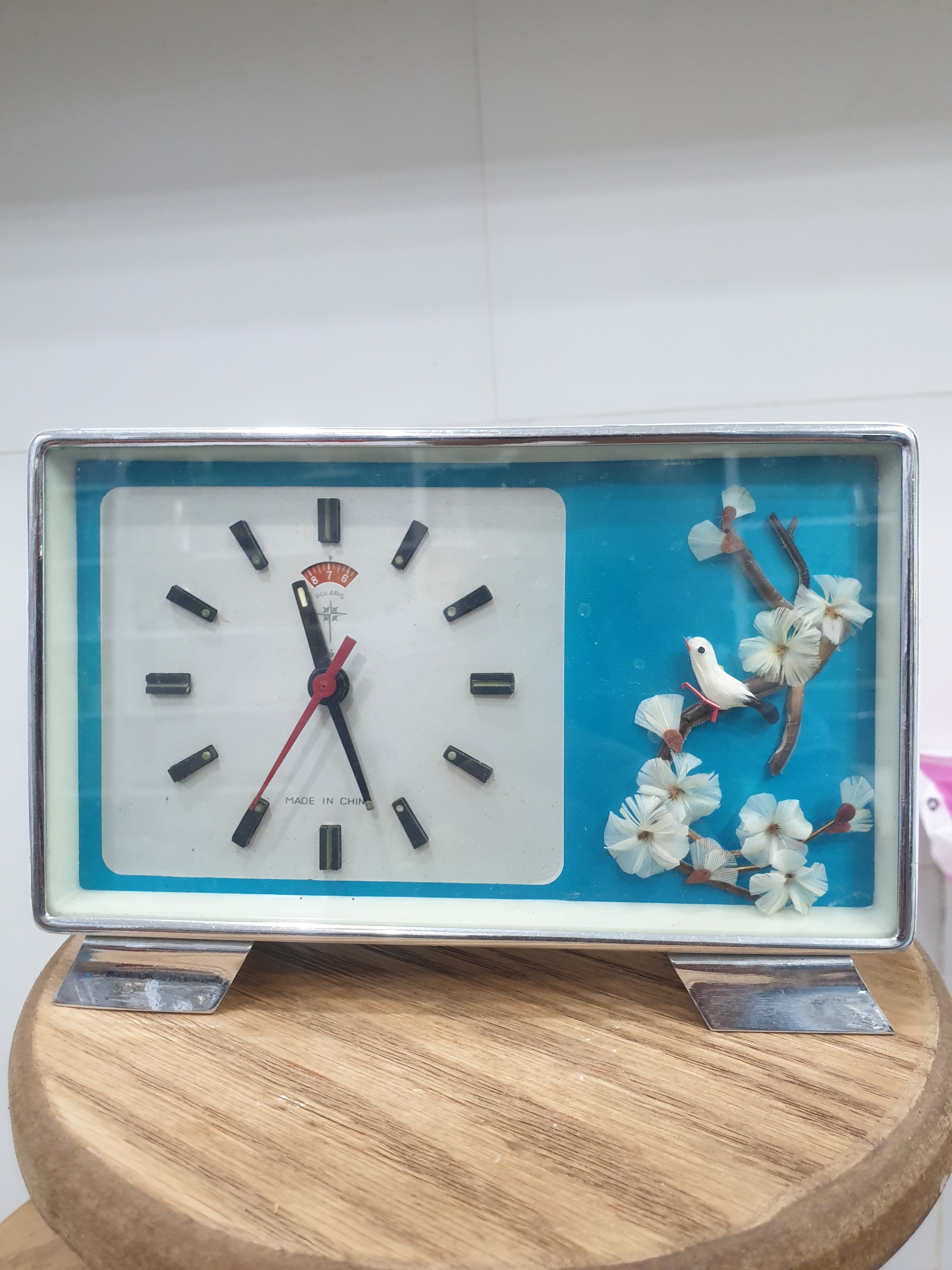 ساعت رومیزی قدیمی گل دار