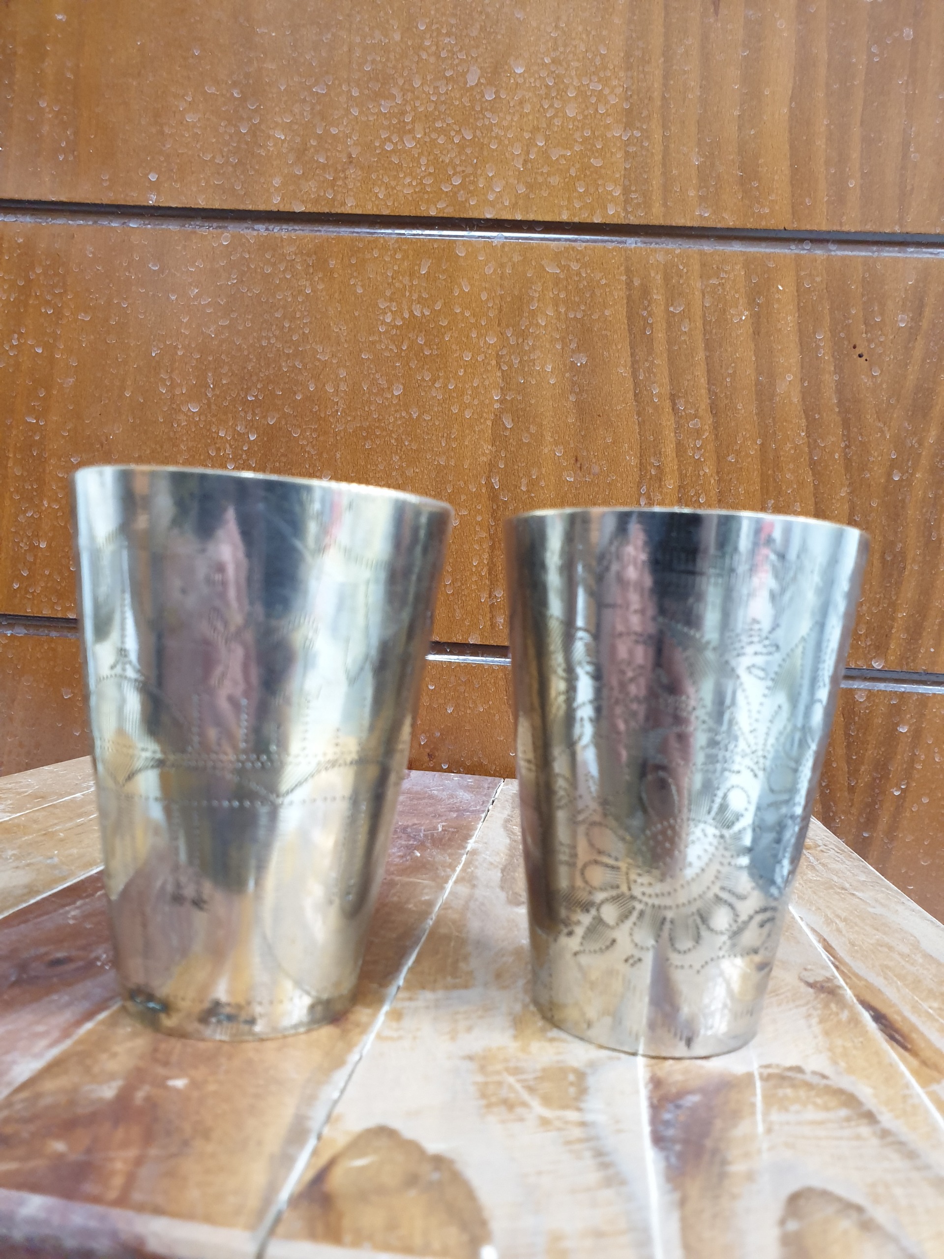 جفت لیوان قدیمی از جنس برنج