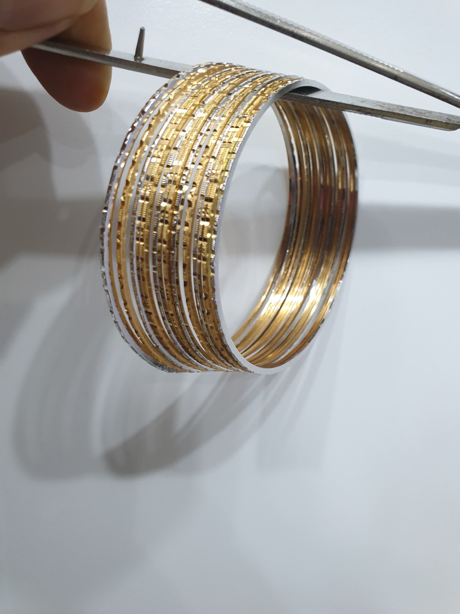 12 عدد دستبند زیبا