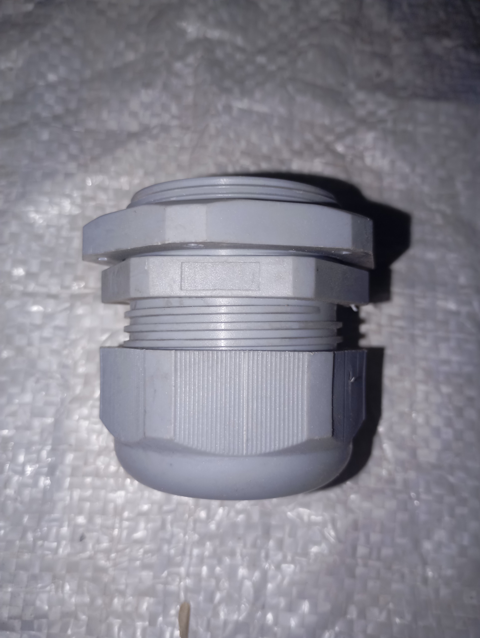  گلند پلاستیکی pg36 برند e.p.p