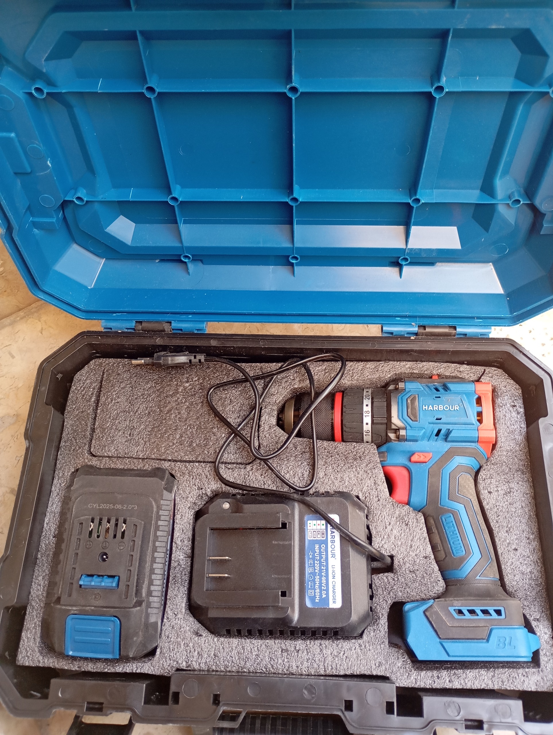 دریل شارژی براشلس هاربر مدل H21BV با ولتاژ 21 ولت