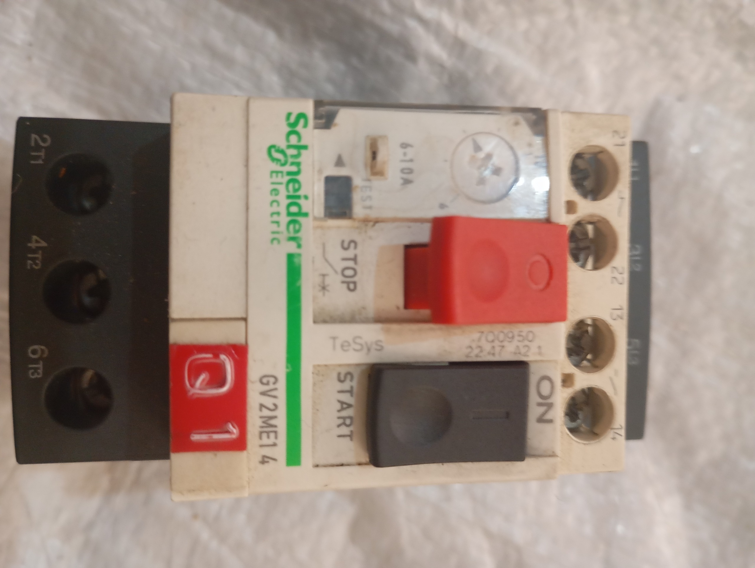 کلید حرارتی 6 تا 10 آمپر اشنایدر مدل Gv2ME14