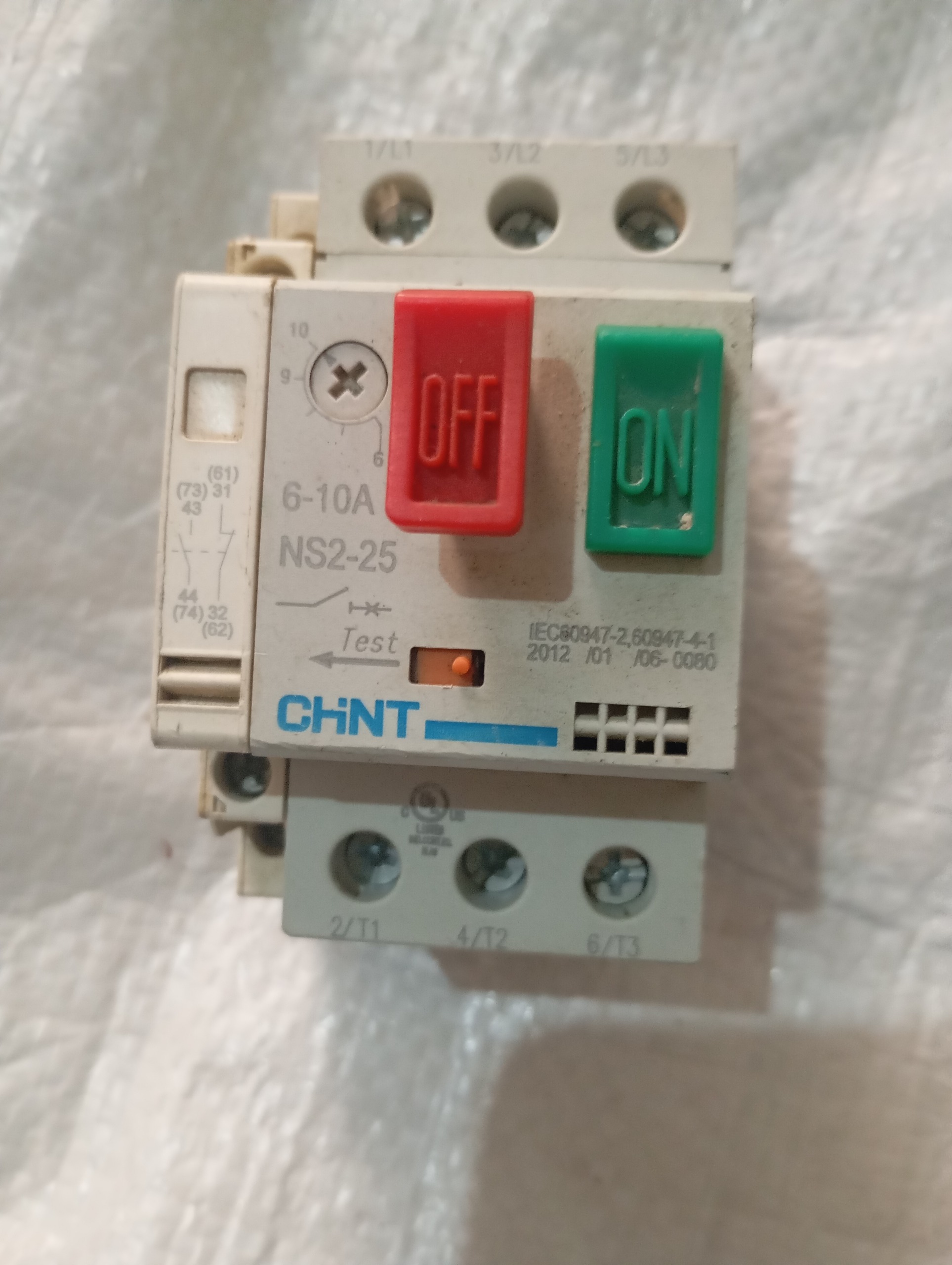 کلید حرارتی 6تا 10 آمپر مدلchnt