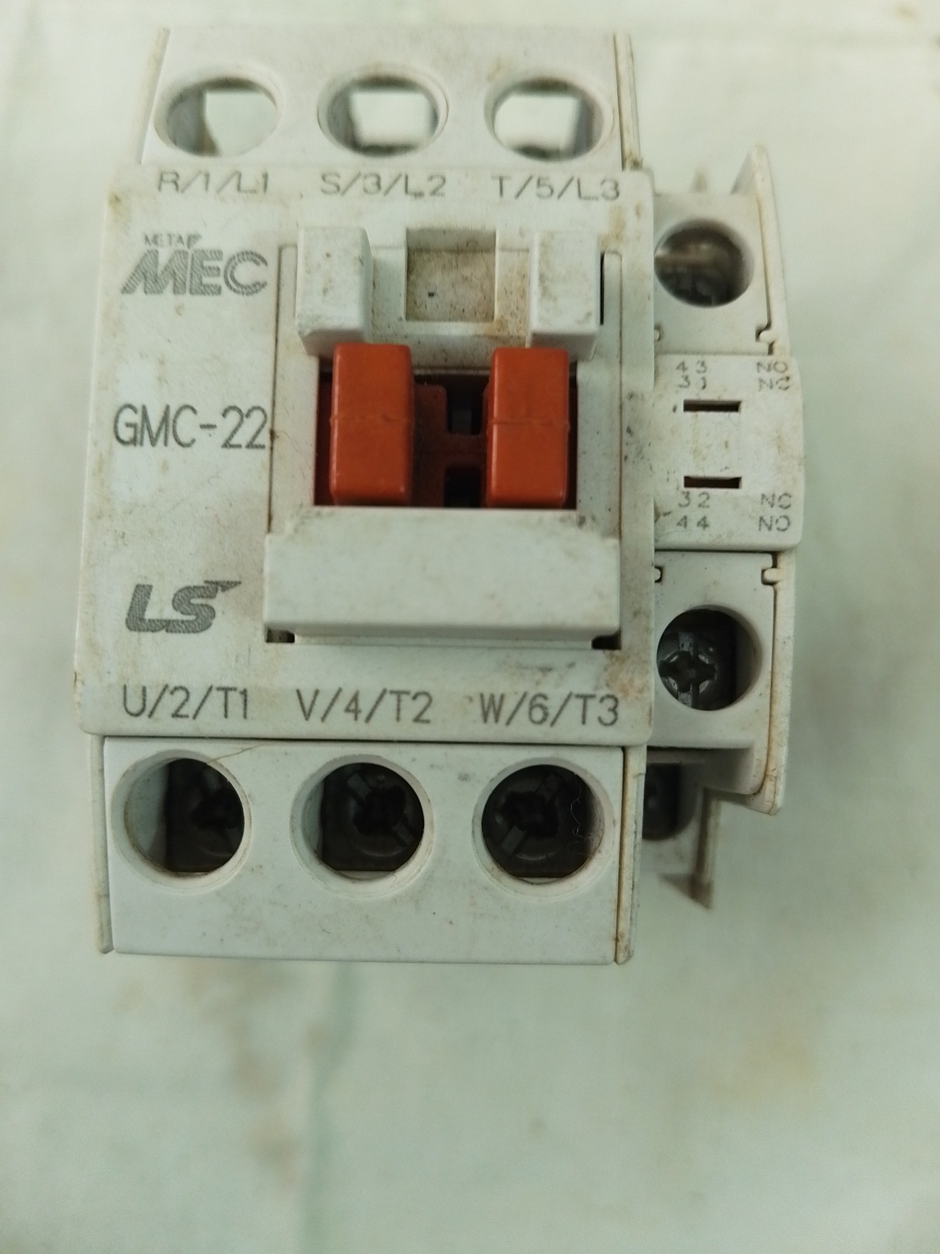 کنتاکتور 22آمپر ال اس کره