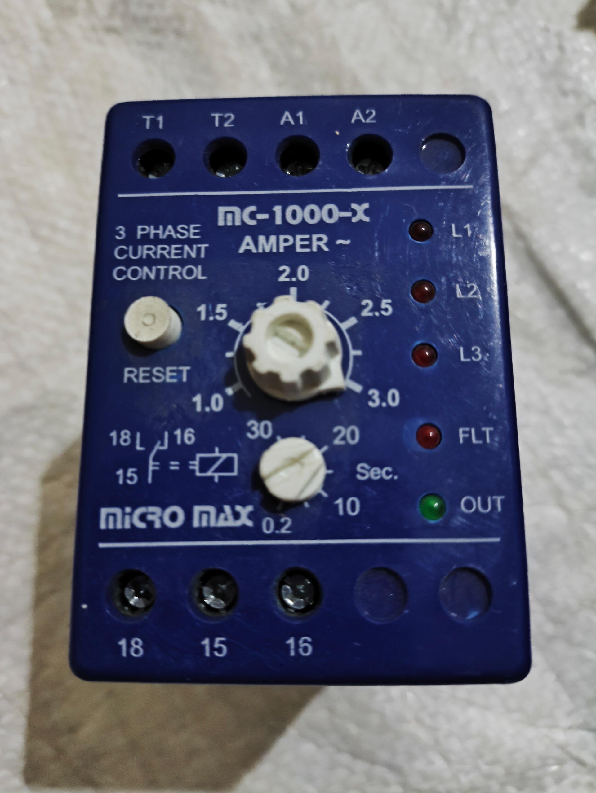 رله کنترل جریان سه فاز