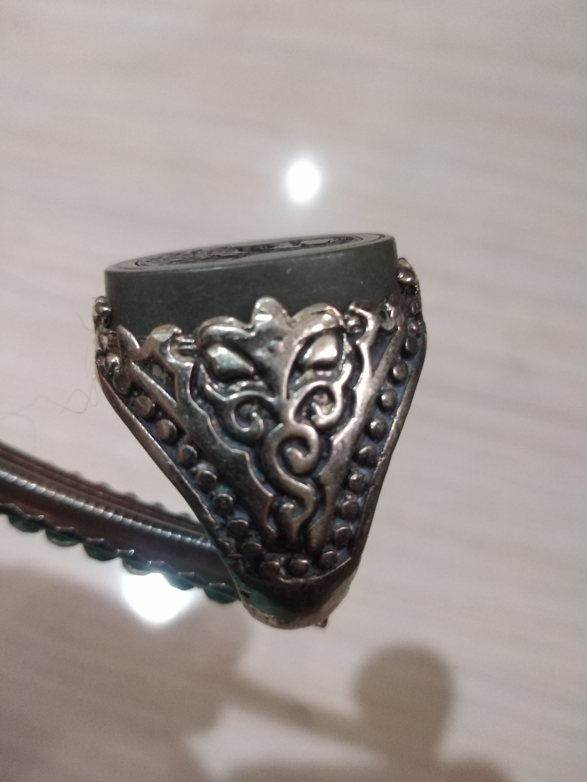 انگشتر قدیمی شمایل امام حسین ع