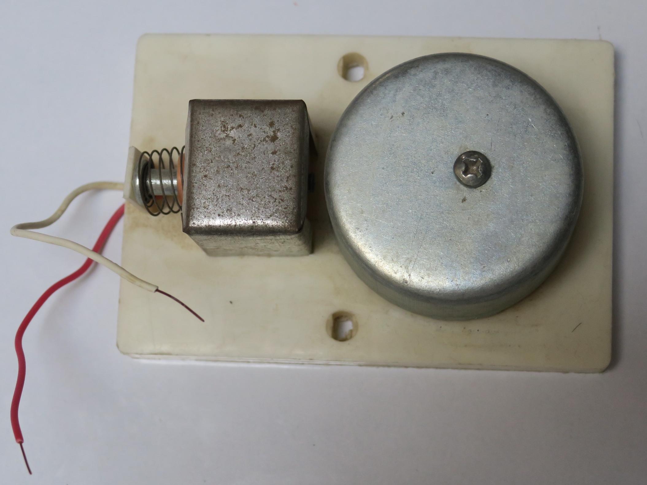 زنگ منزل قدیمی