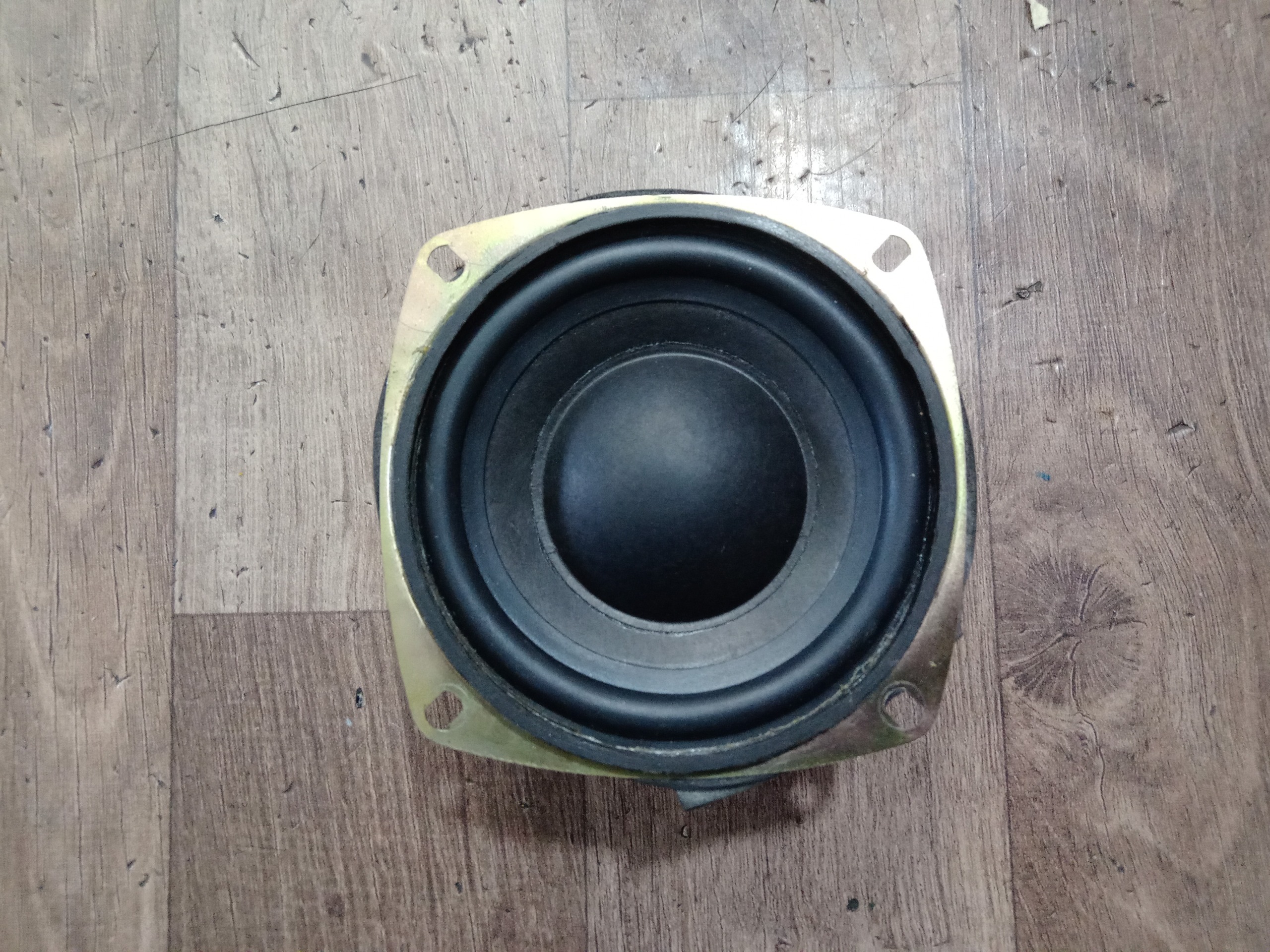 ساب 4 اینچ 20 وات