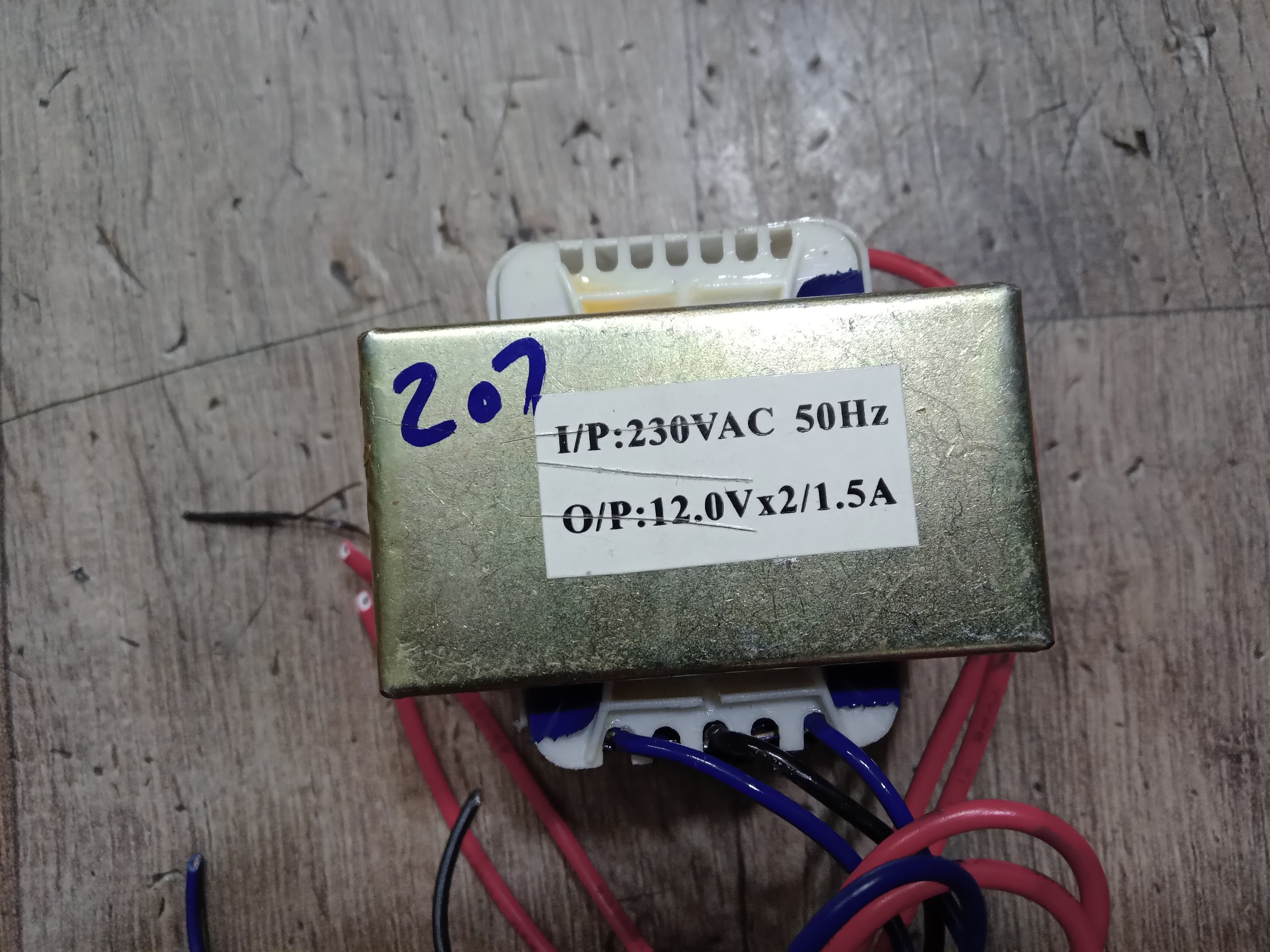 ترانس 12 ولت دوبل 1/5 امپر