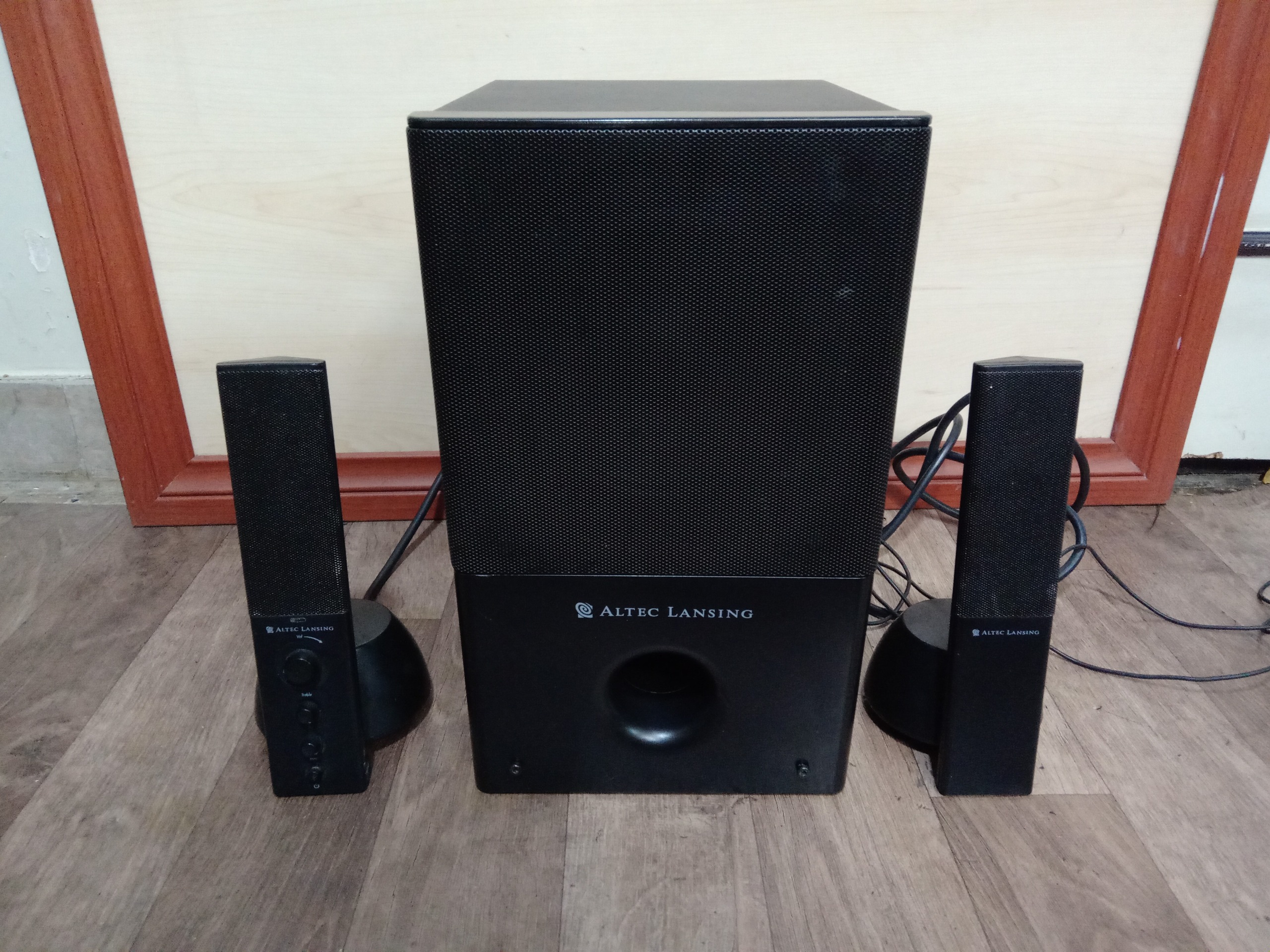 اسپیکر altec Lansing امریکا