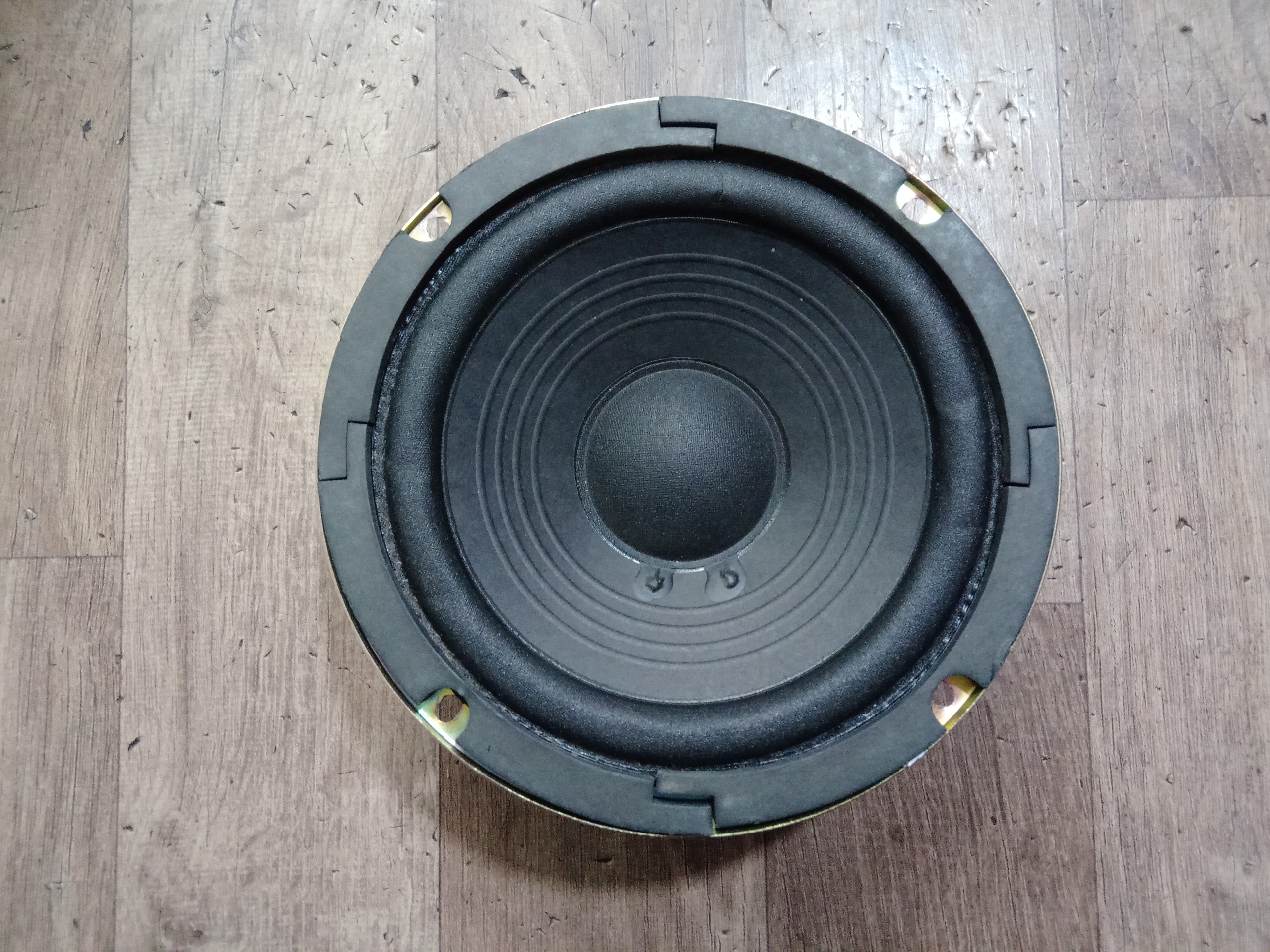 میدبیس 17 و نیم سانتی ال حی