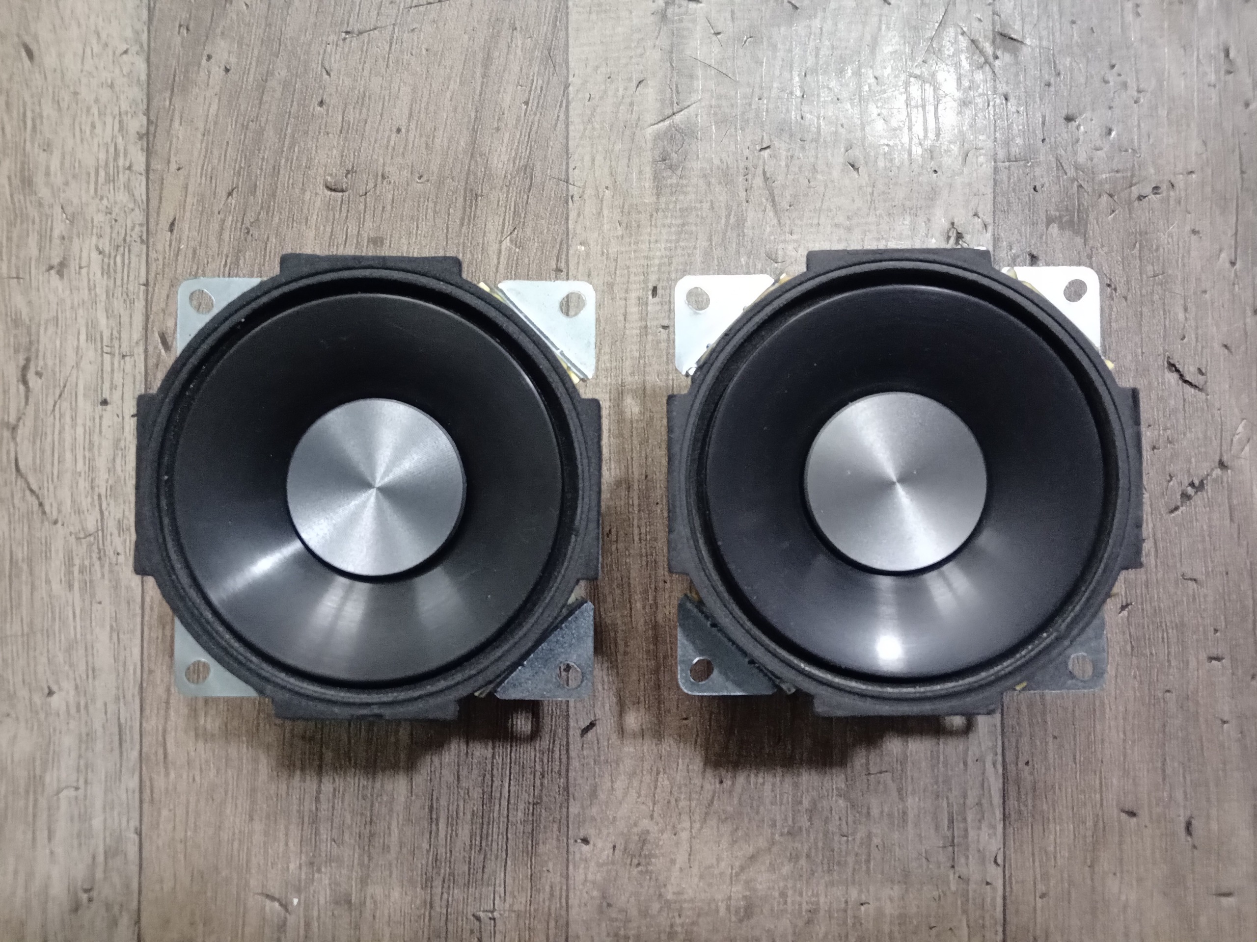 میدرنج 3 اینچ سامسونگ 4 اهم