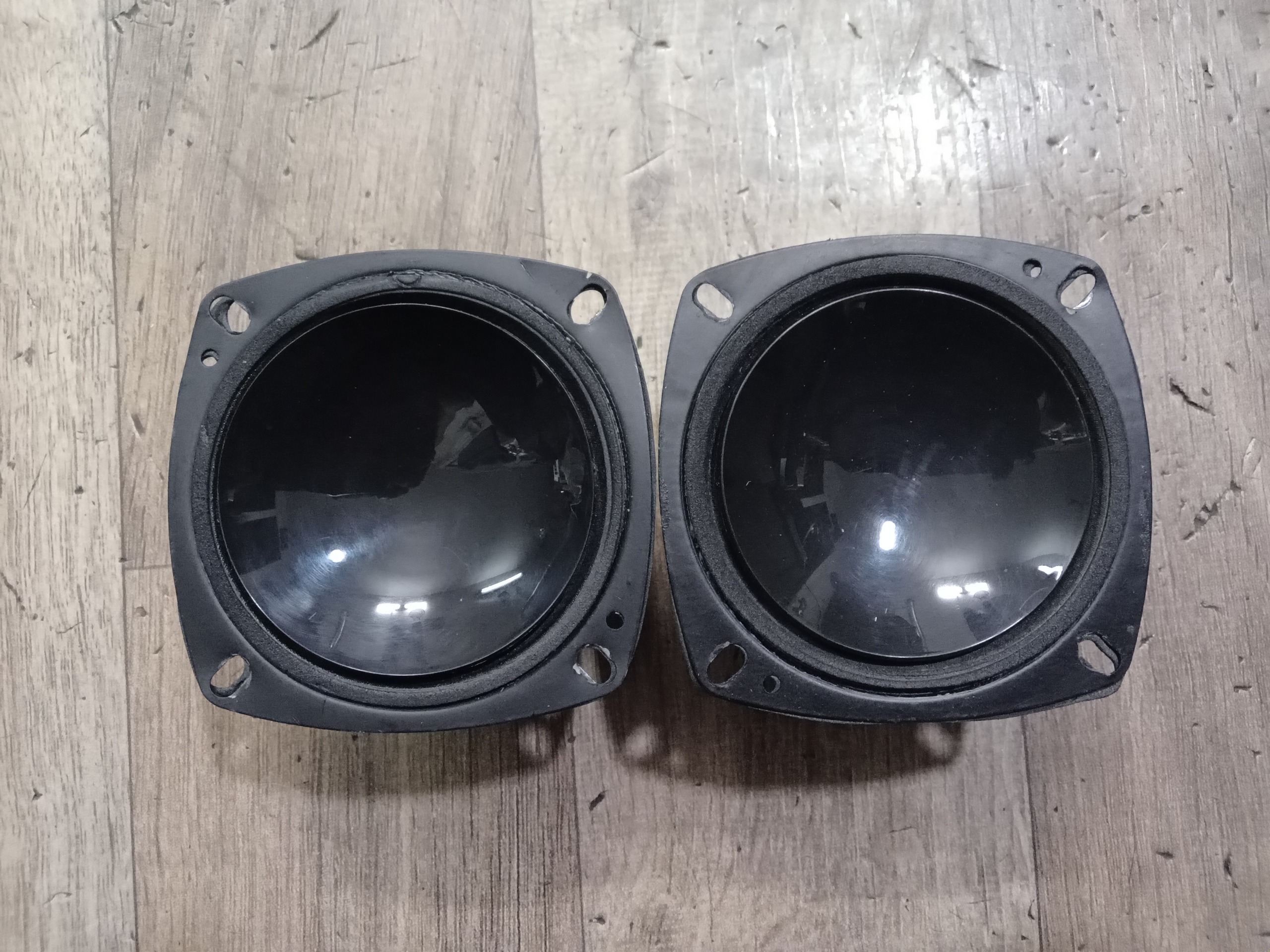 دو عدد میدرنج 3 اینچ الجی 4 اهم